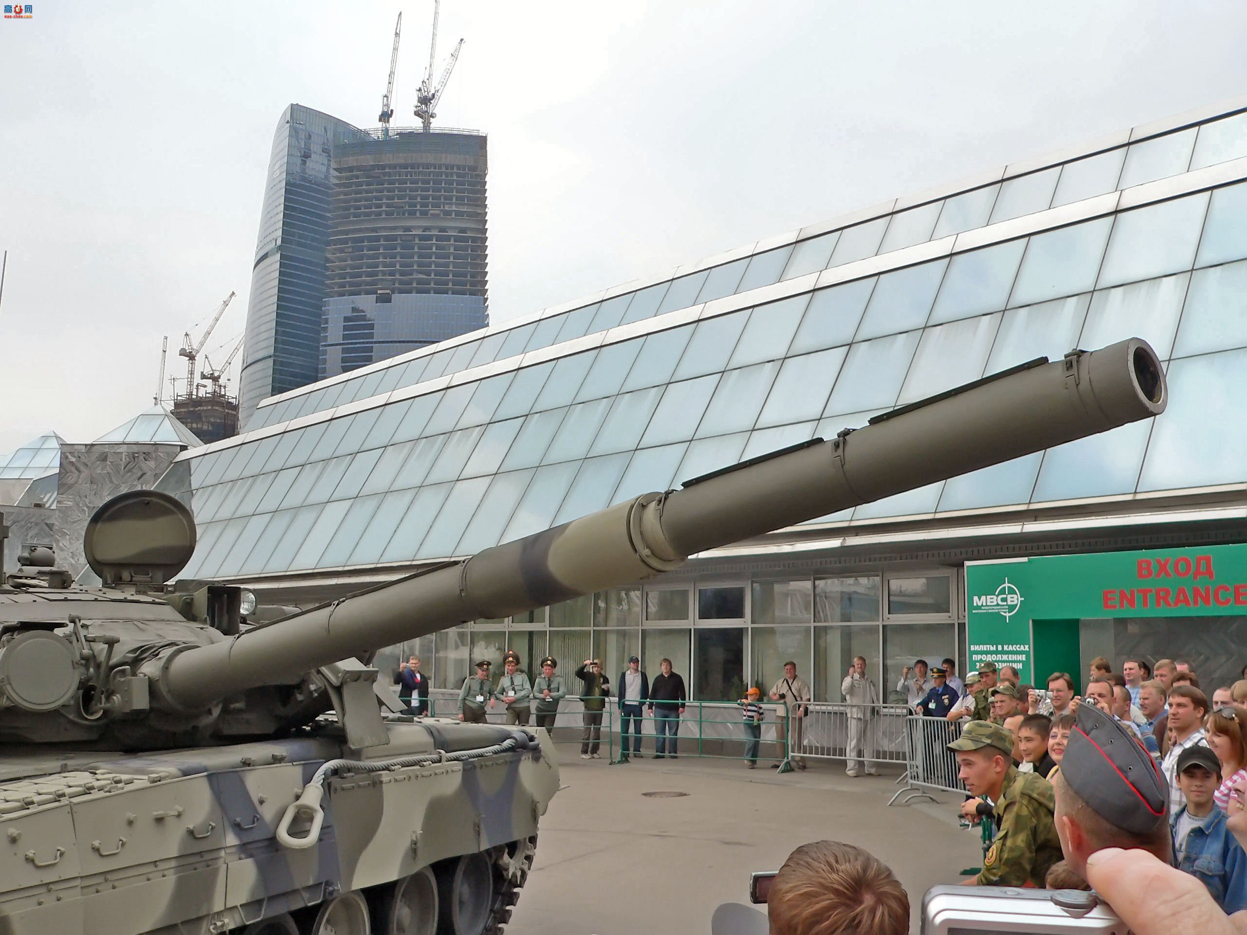 �� T-80U��ս̹�ˣ���ͼ��