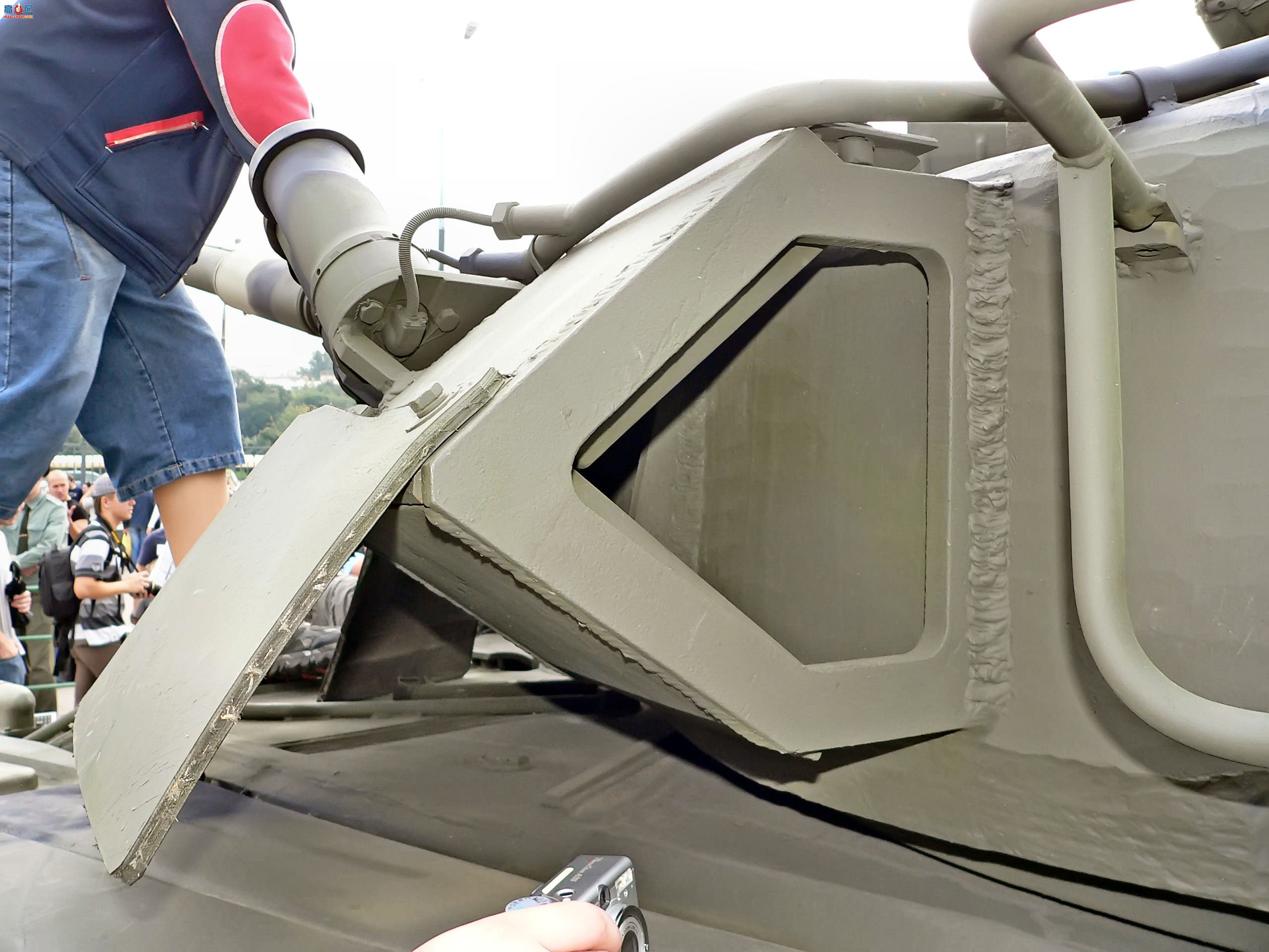 �� T-80U��ս̹�ˣ���ͼ��