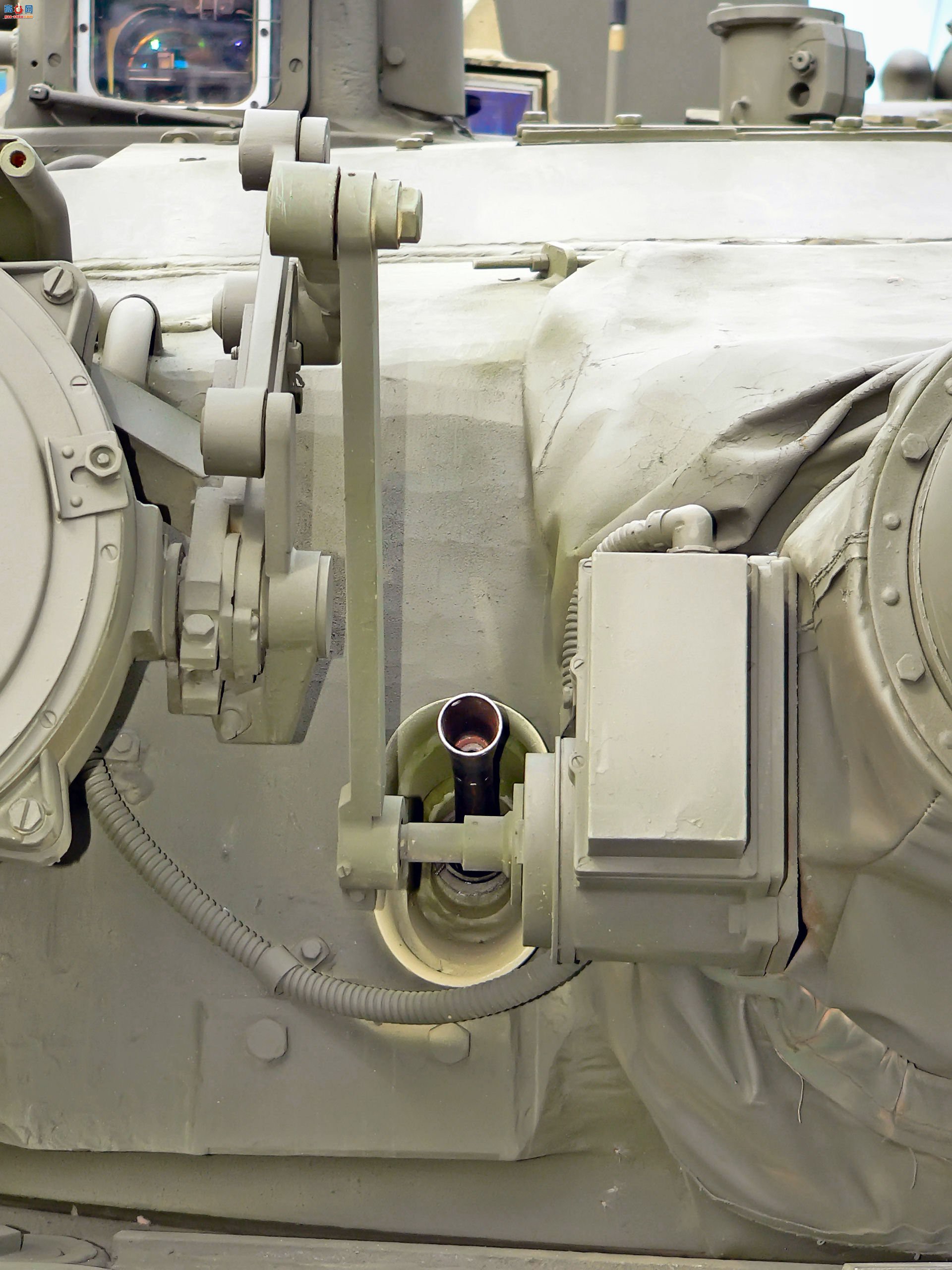 �� T-80U��ս̹�ˣ���ͼ��