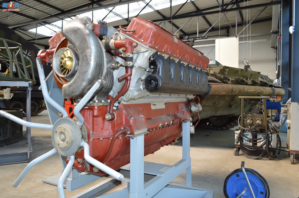 �� T-72M1 ������