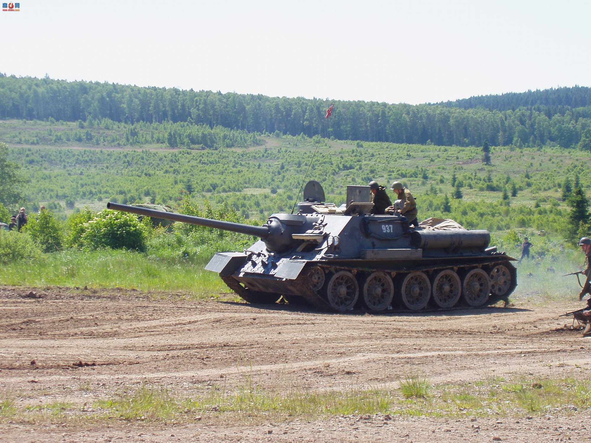 �� SU-100̹�˼߻�������ͼ��