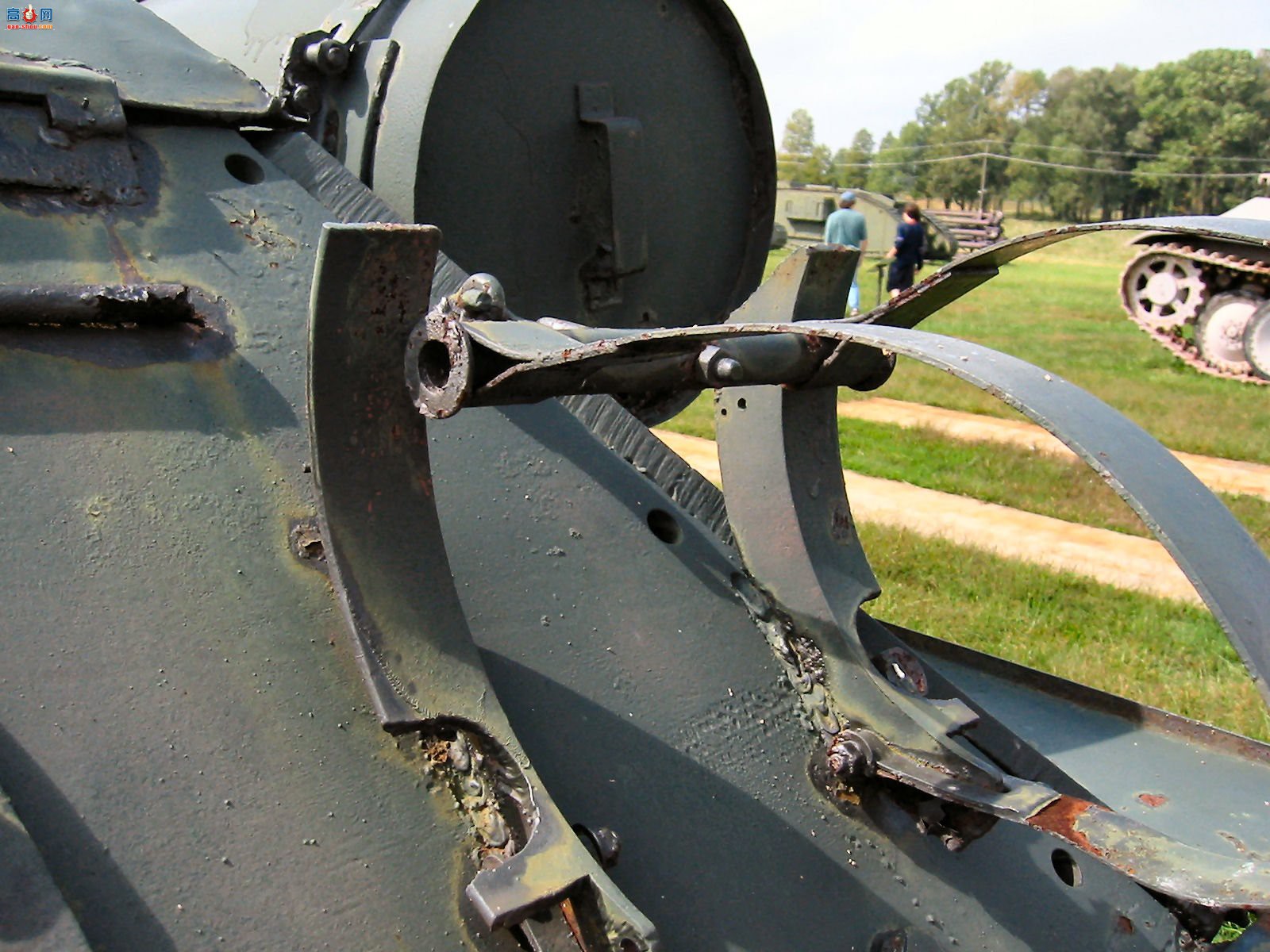 �� SU-100̹�˼߻�������ͼ��