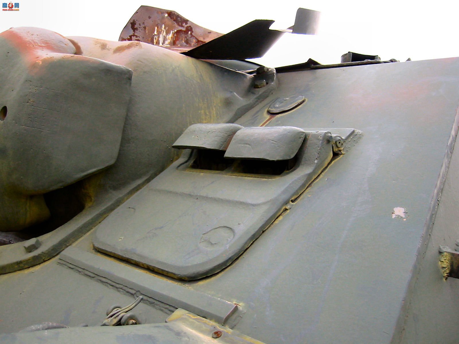 �� SU-100̹�˼߻�������ͼ��