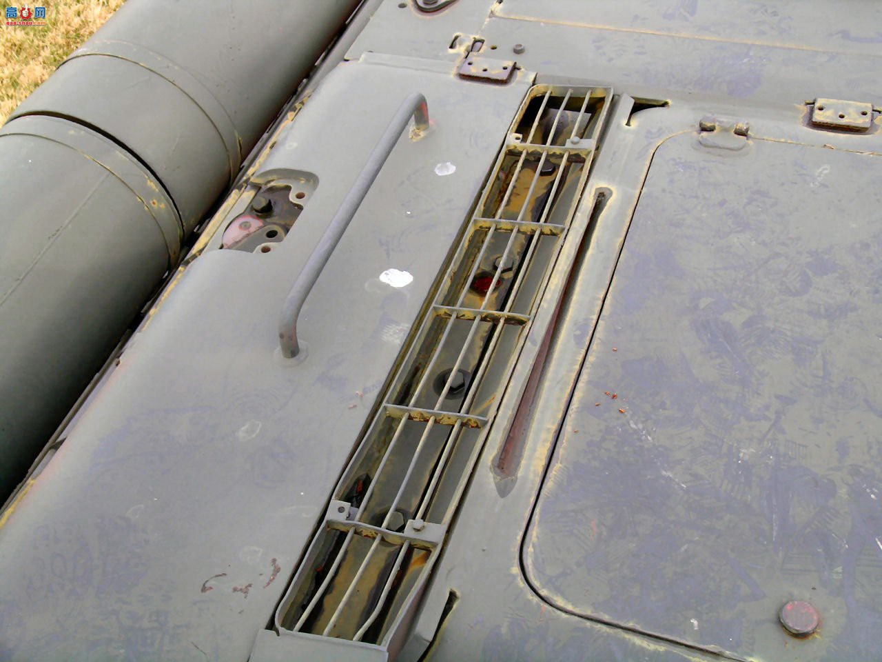 �� SU-100̹�˼߻�������ͼ��