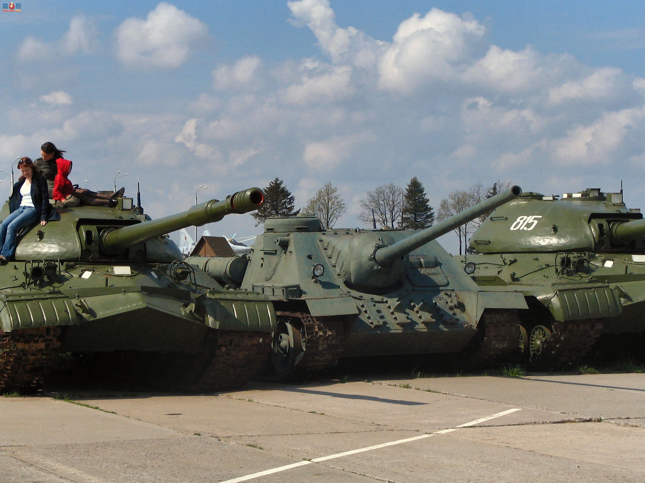 �� SU-100 ̹�˼߻�������ͼ��