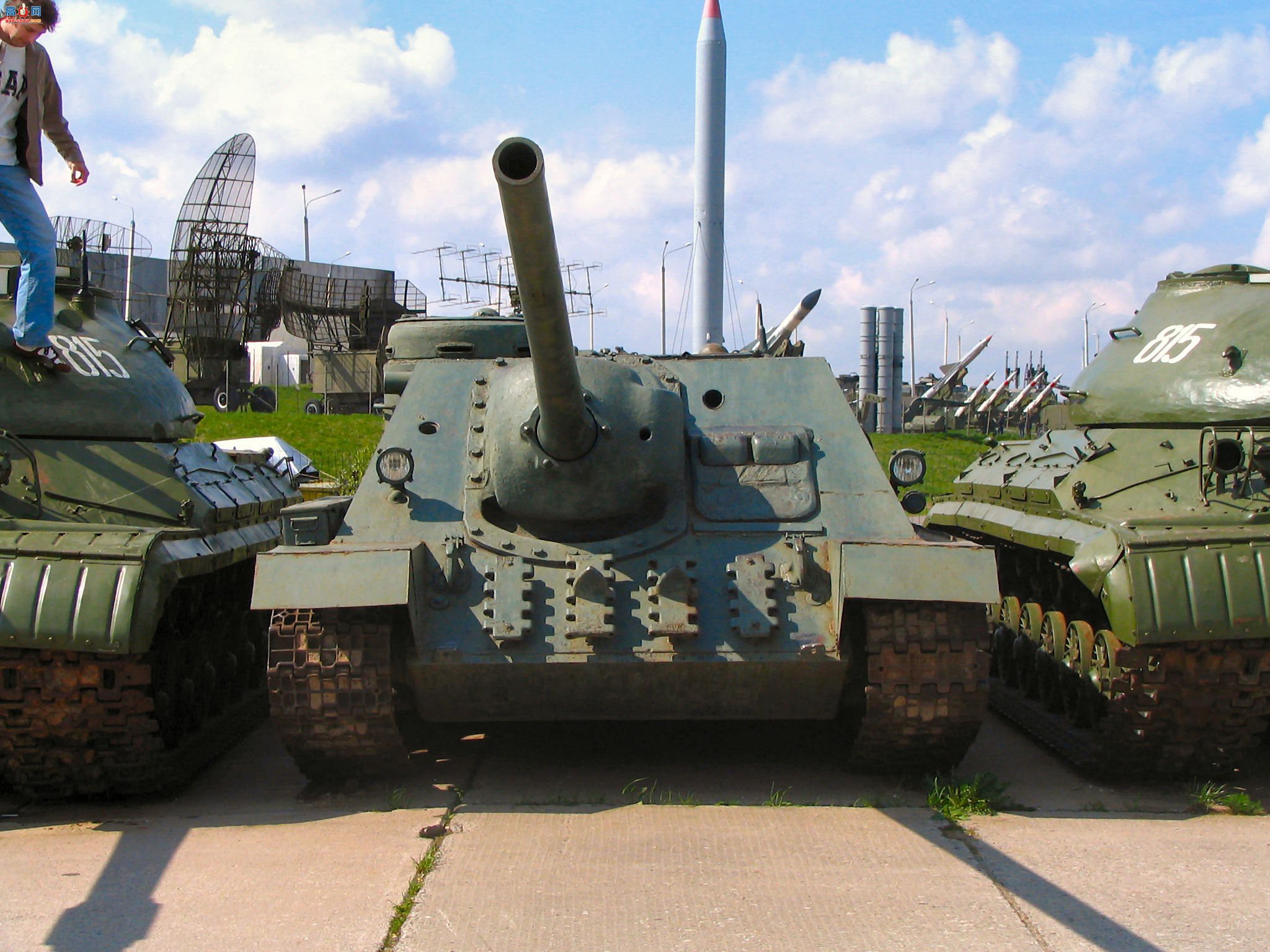 �� SU-100 ̹�˼߻�������ͼ��