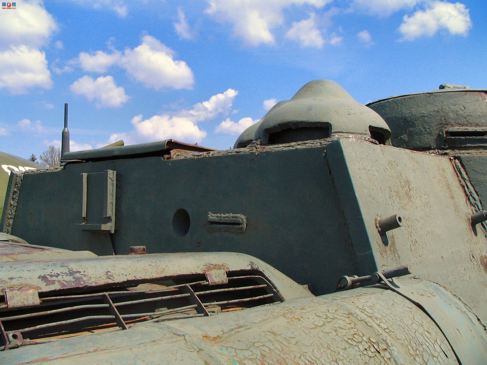 �� SU-100 ̹�˼߻�������ͼ��