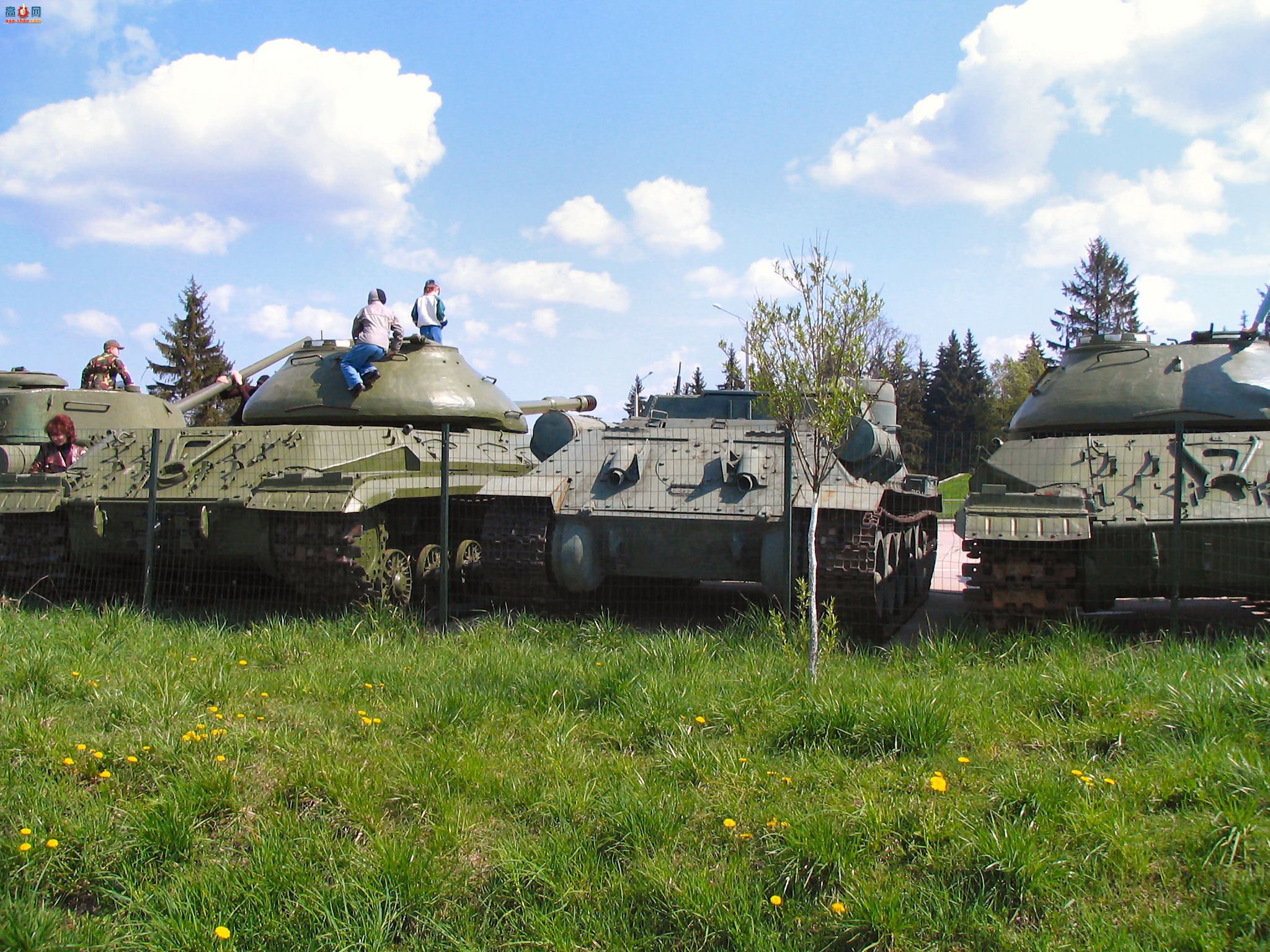 �� SU-100 ̹�˼߻�������ͼ��