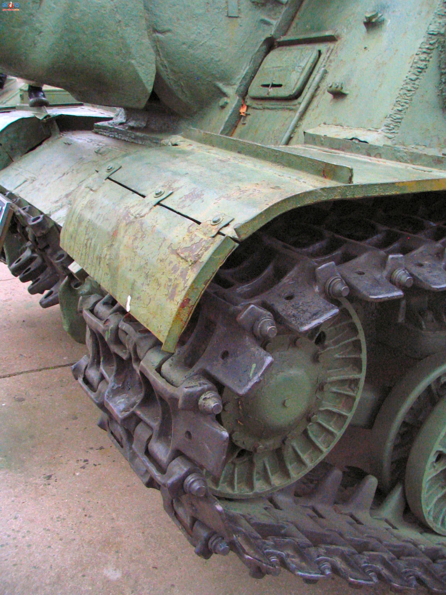�� ISU-152 ̹�˼߻�������ͼ��