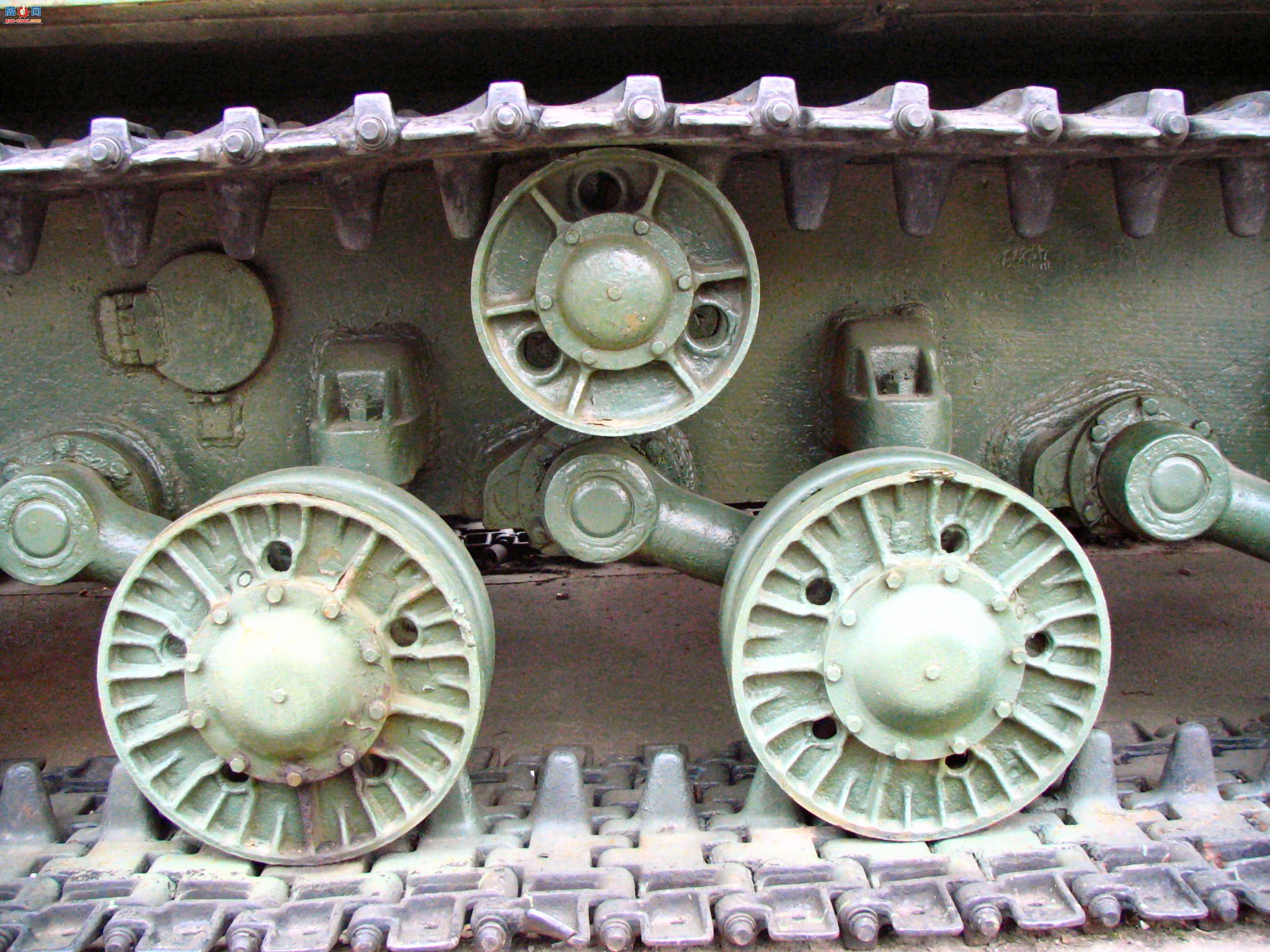 �� ISU-152 ̹�˼߻�������ͼ��