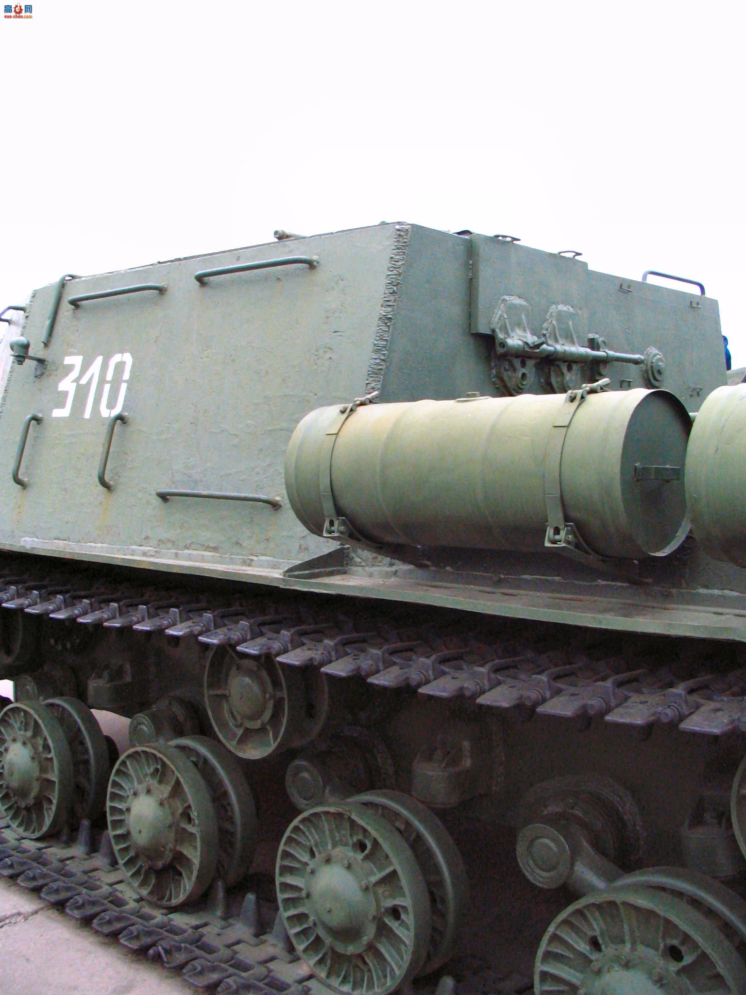 �� ISU-152 ̹�˼߻�������ͼ��