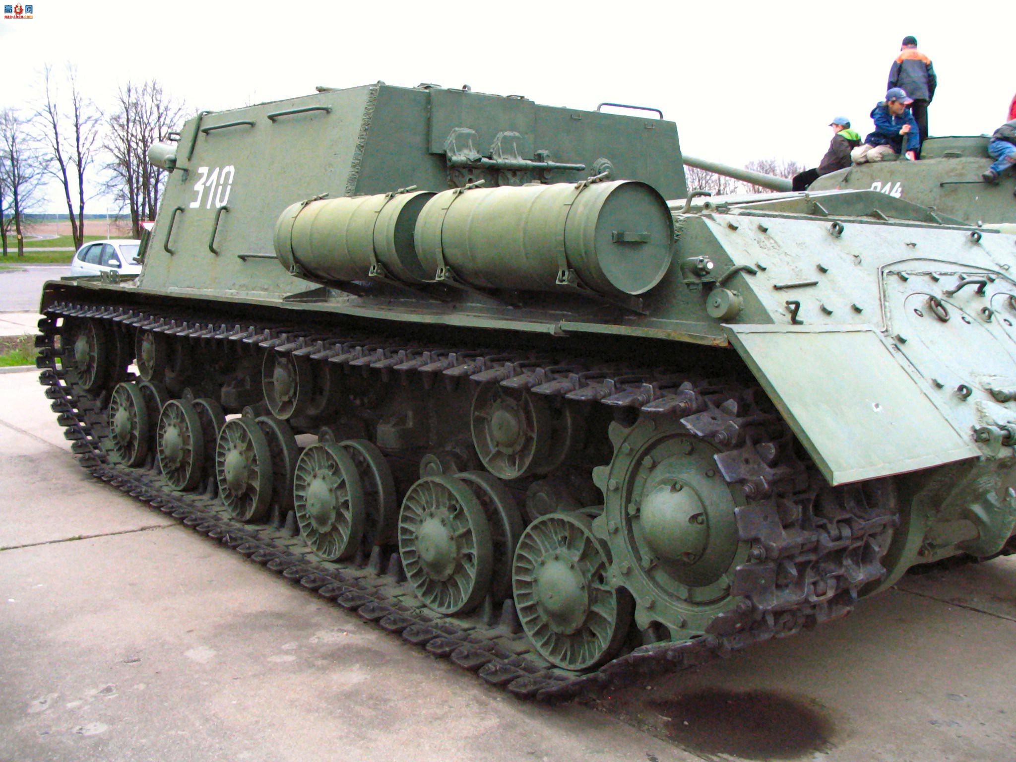 �� ISU-152 ̹�˼߻�������ͼ��