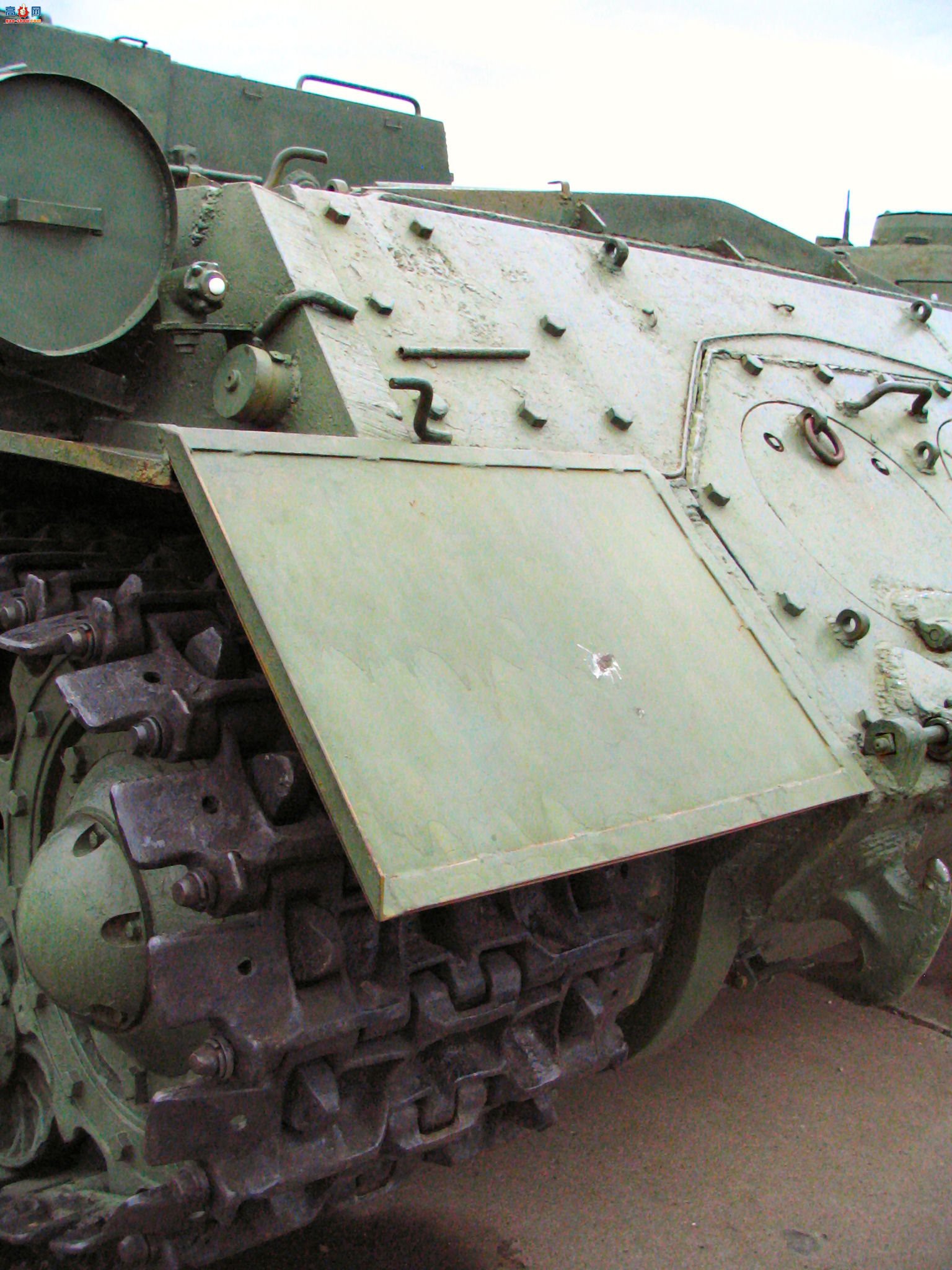 �� ISU-152 ̹�˼߻�������ͼ��