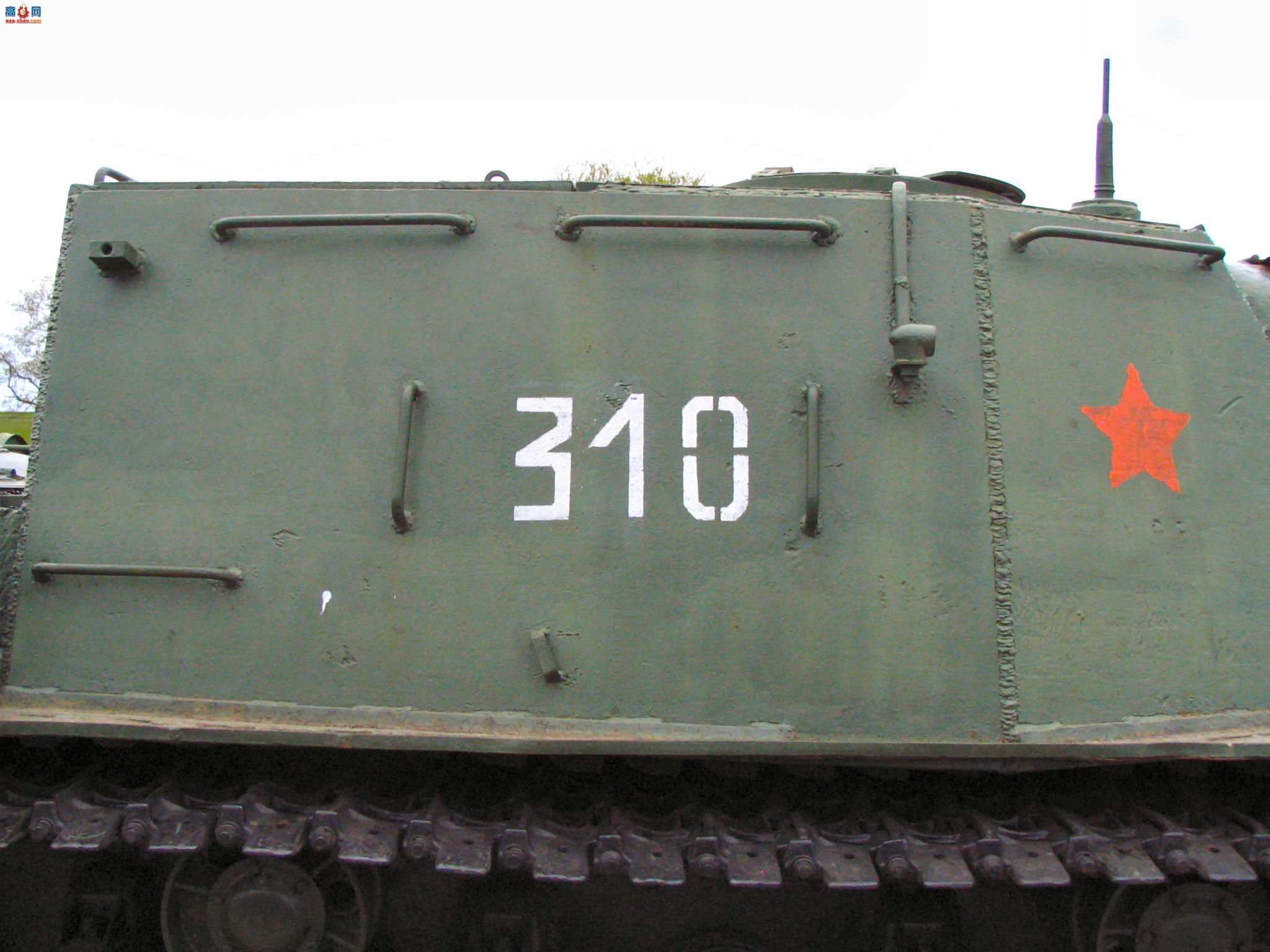 �� ISU-152 ̹�˼߻�������ͼ��