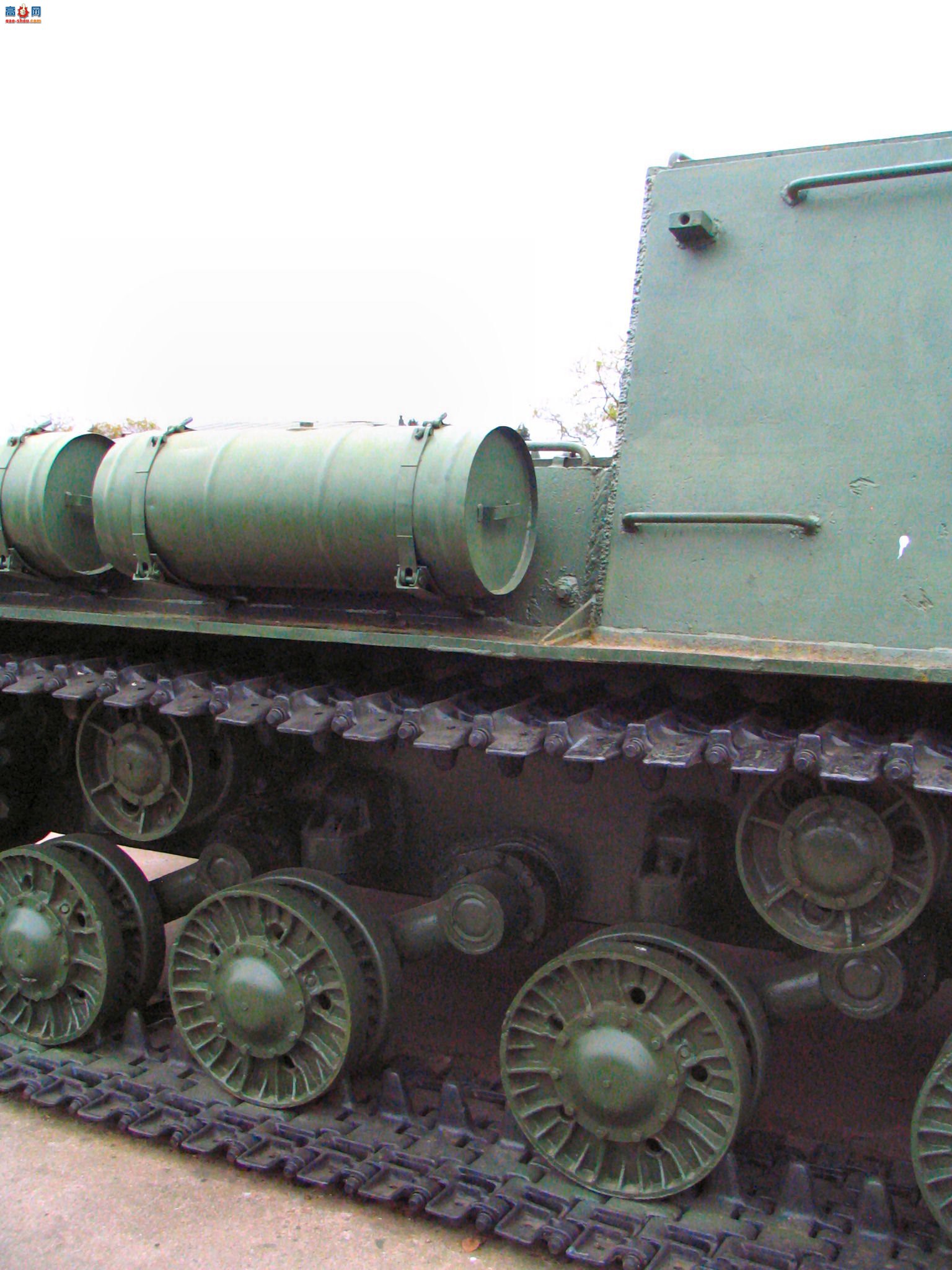 �� ISU-152 ̹�˼߻�������ͼ��