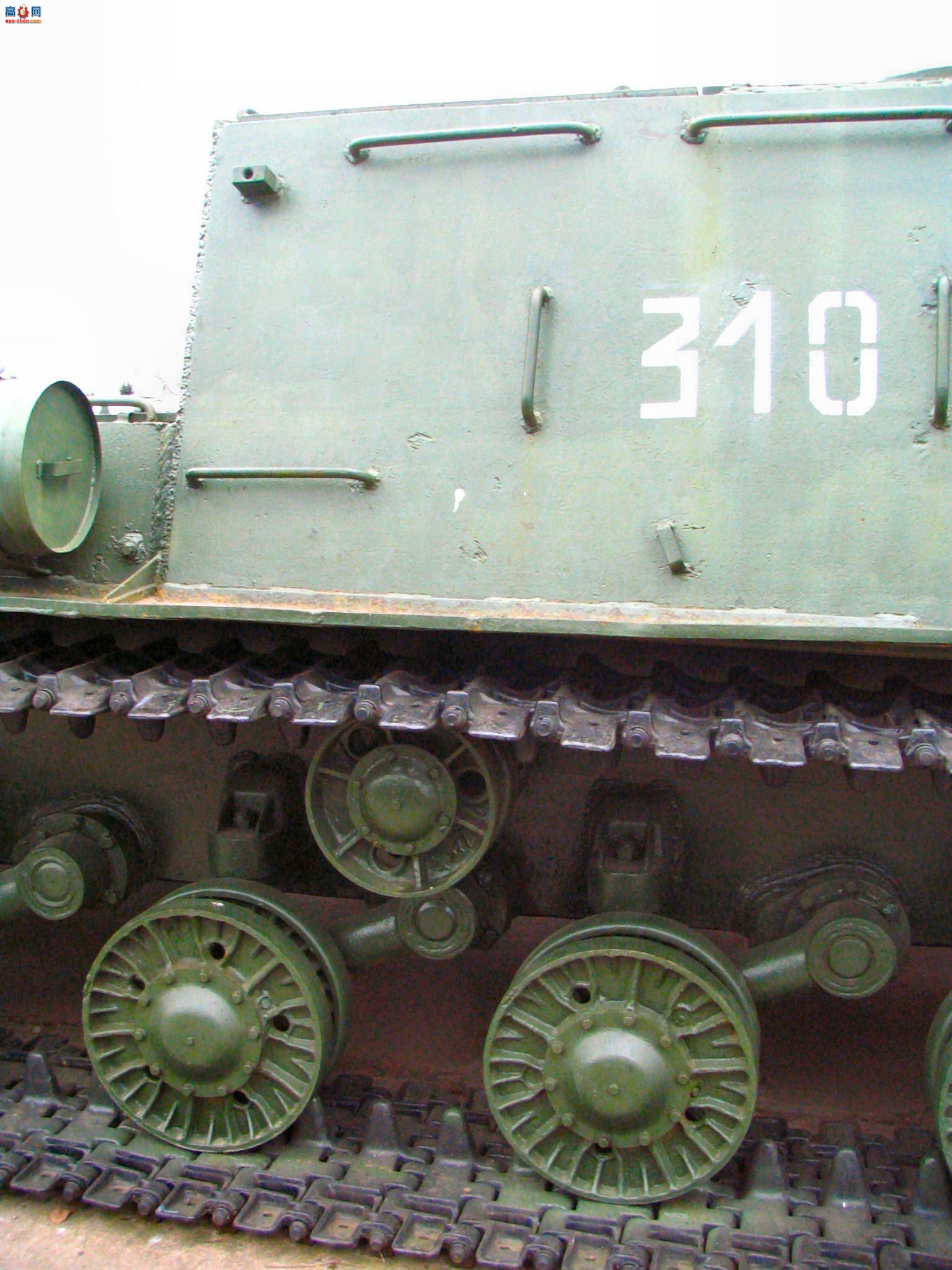 �� ISU-152 ̹�˼߻�������ͼ��