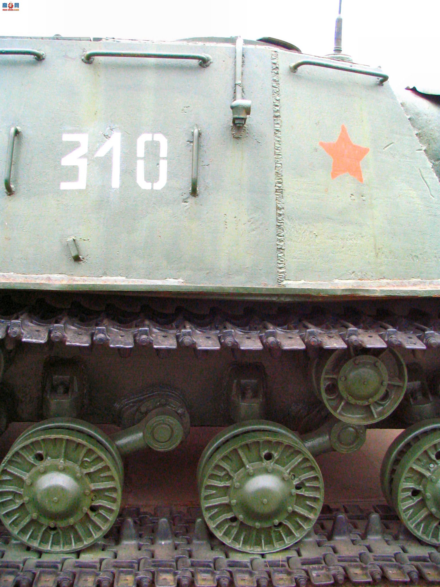 �� ISU-152 ̹�˼߻�������ͼ��
