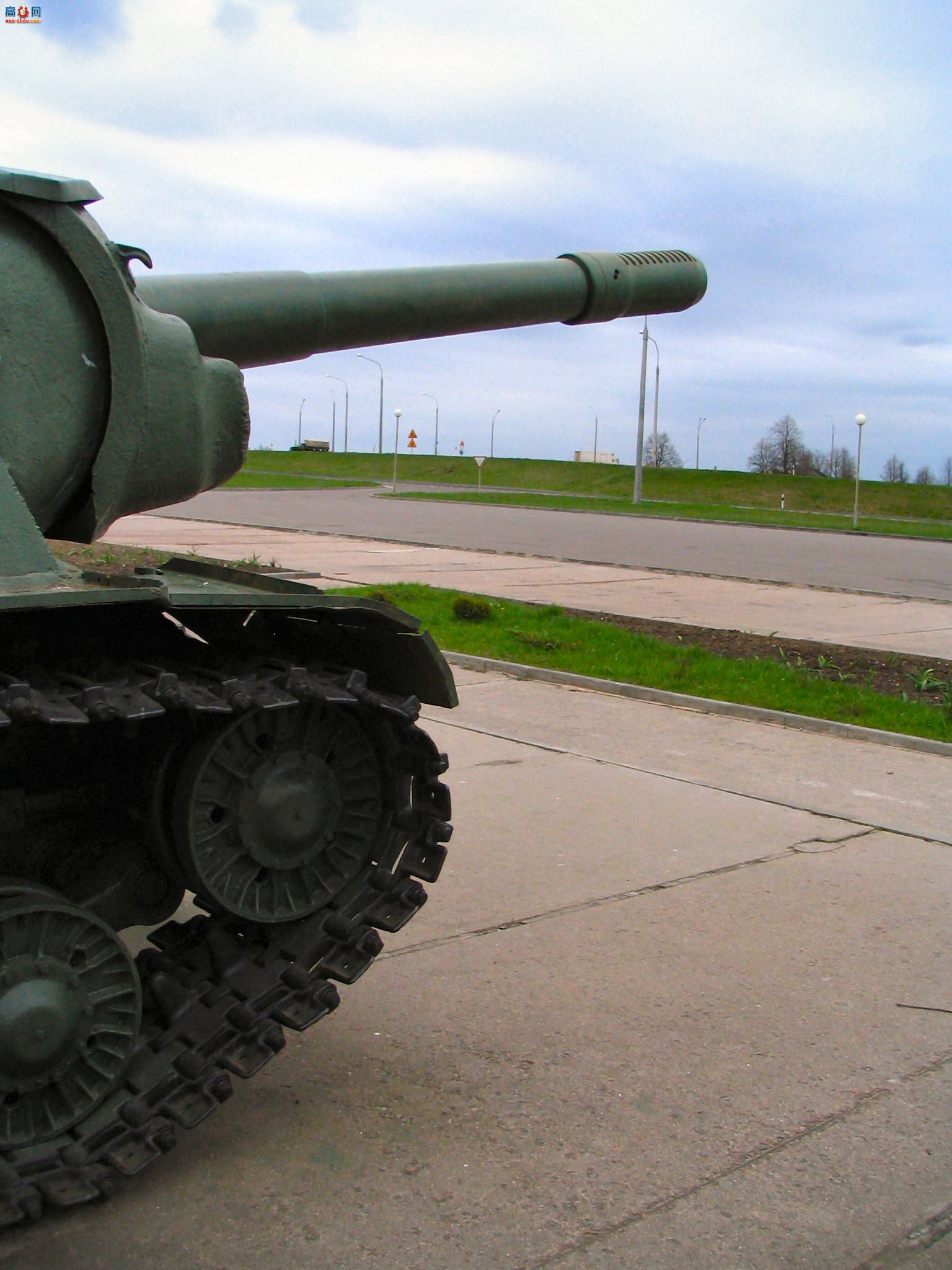 �� ISU-152 ̹�˼߻�������ͼ��