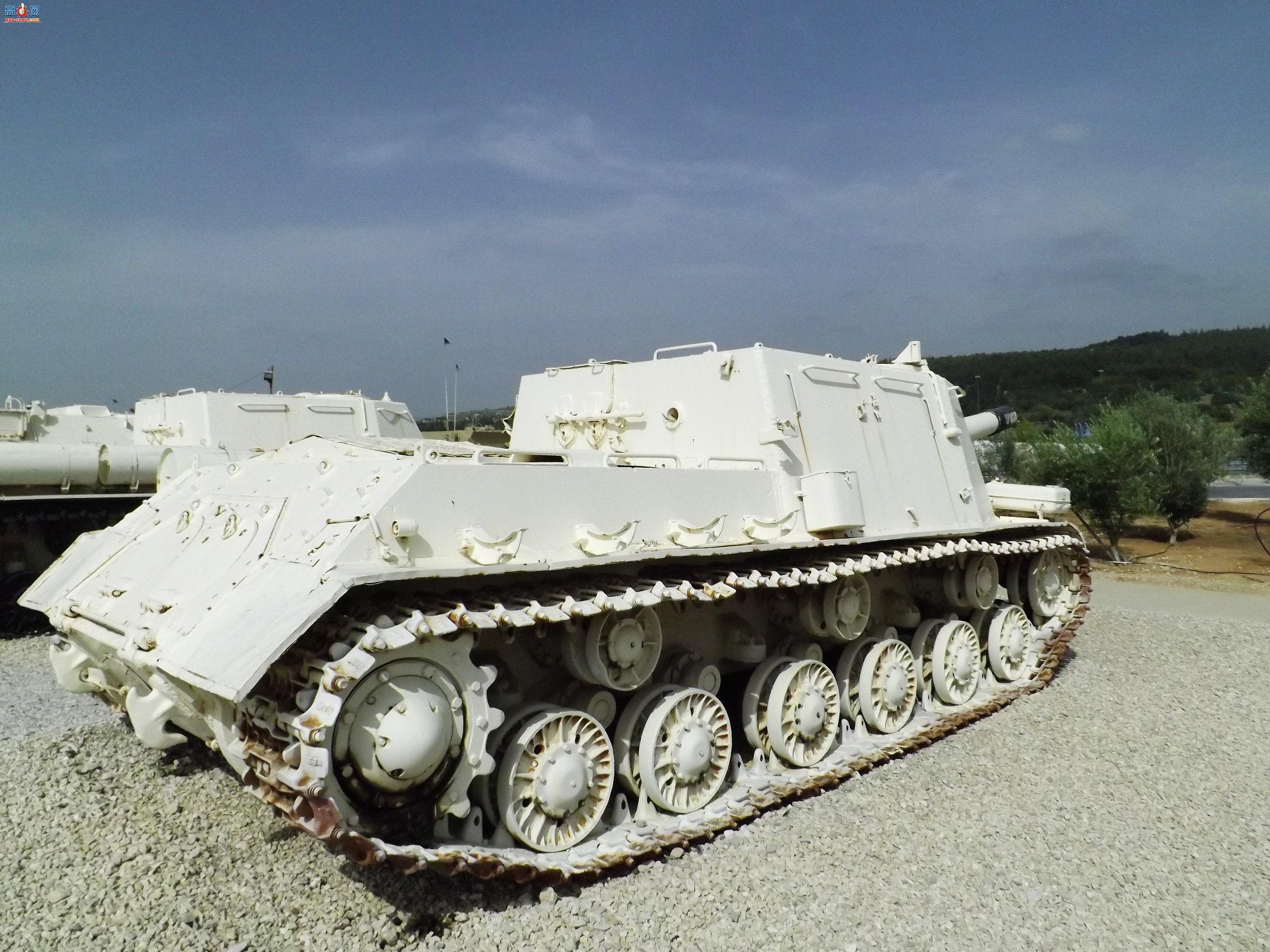 �� ISU-152���л��ڣ���ͼ��