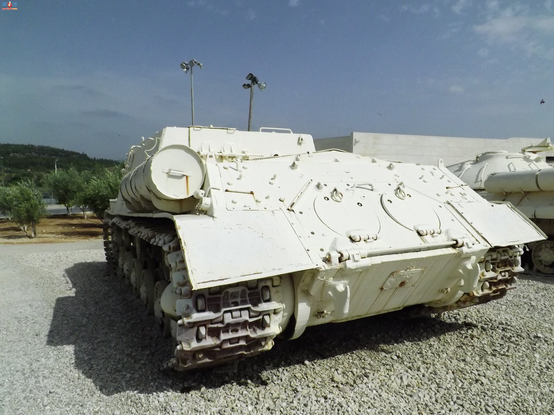 �� ISU-152���л��ڣ���ͼ��