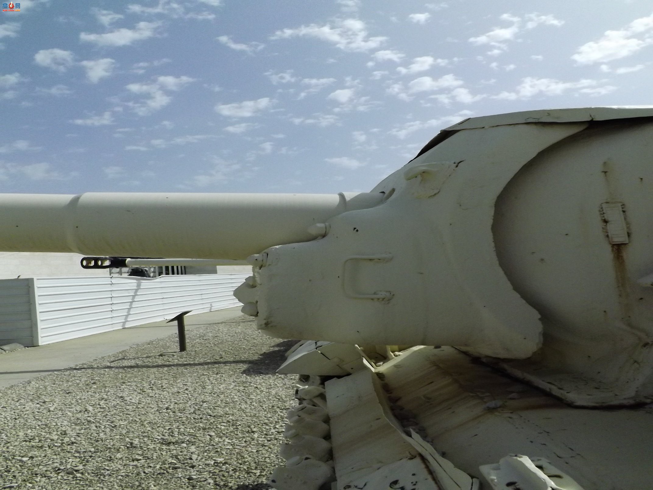 �� ISU-152���л��ڣ���ͼ��