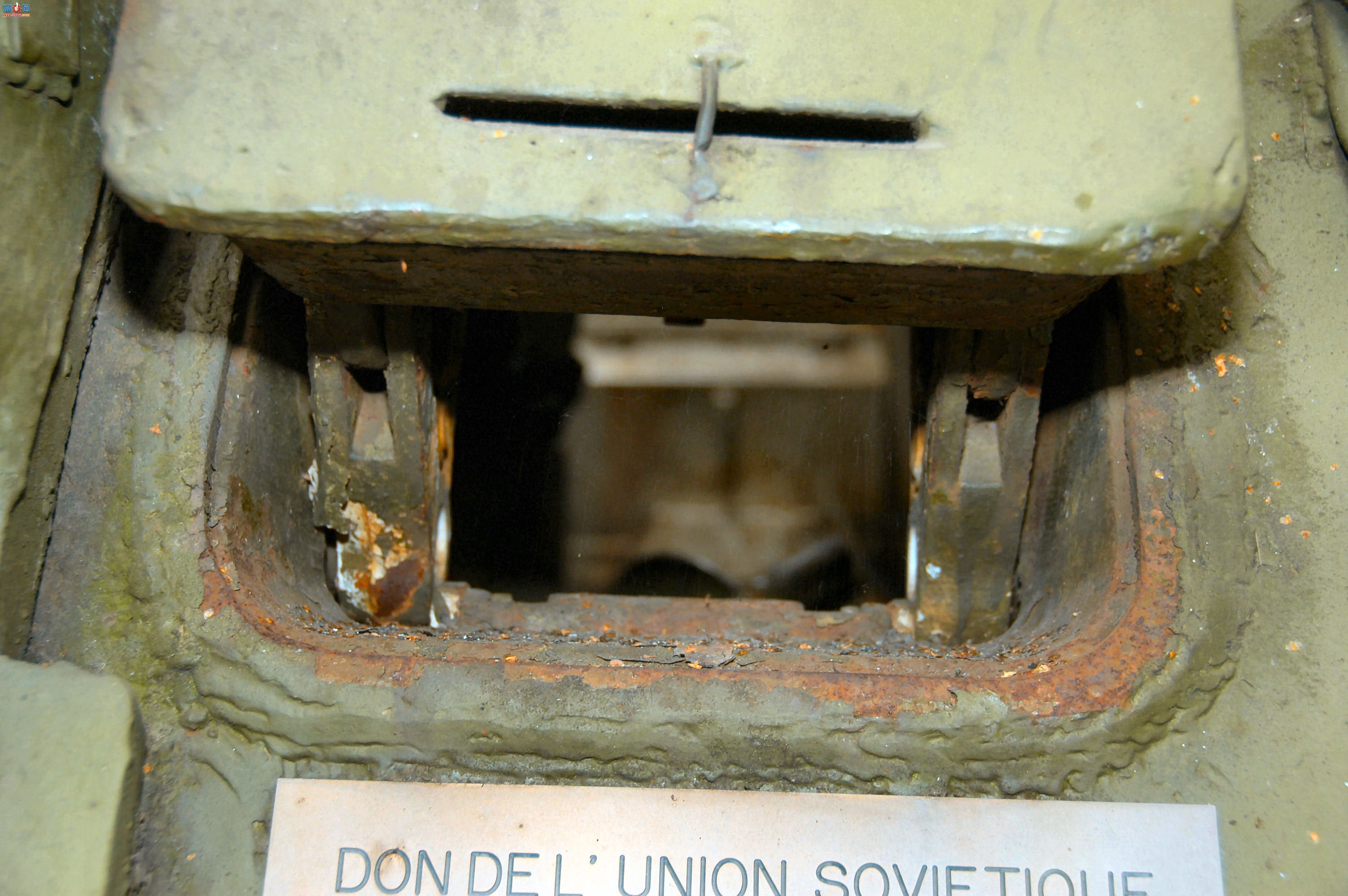 �� ISU-152M 152mm (USSR)�ڹ���Ƭ