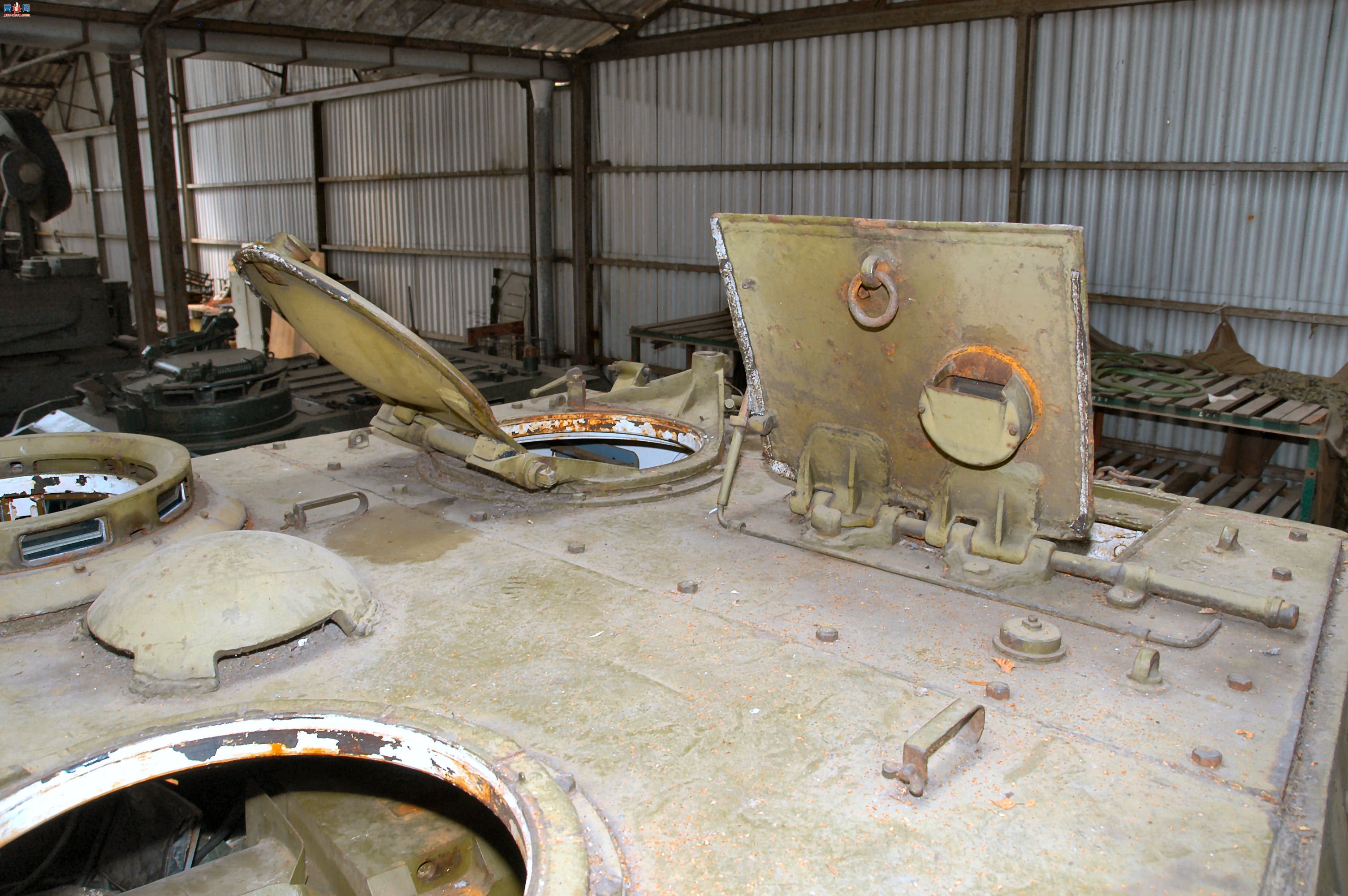 �� ISU-152M 152mm (USSR)�ڹ���Ƭ