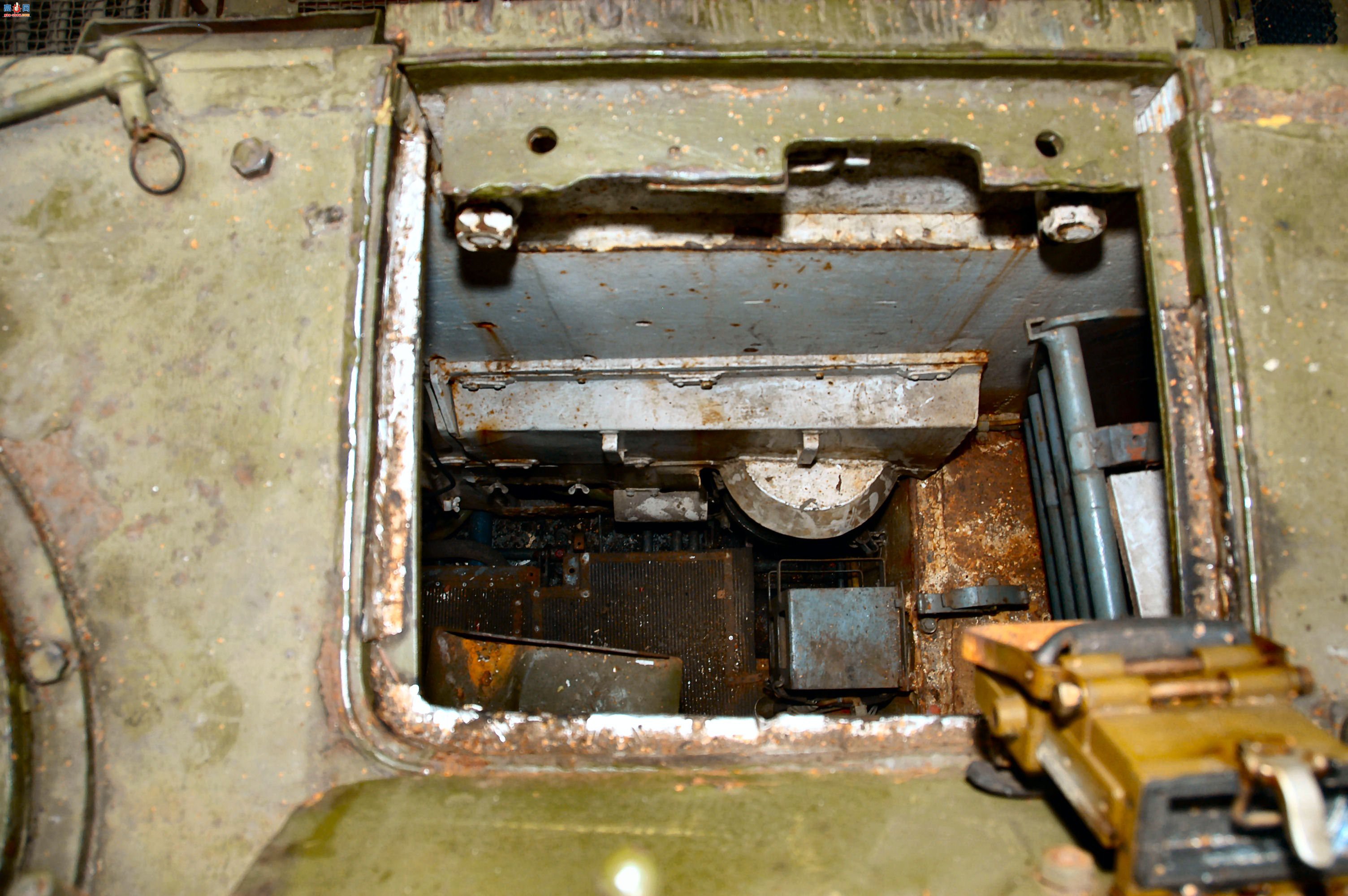 �� ISU-152M 152mm (USSR)�ڹ���Ƭ