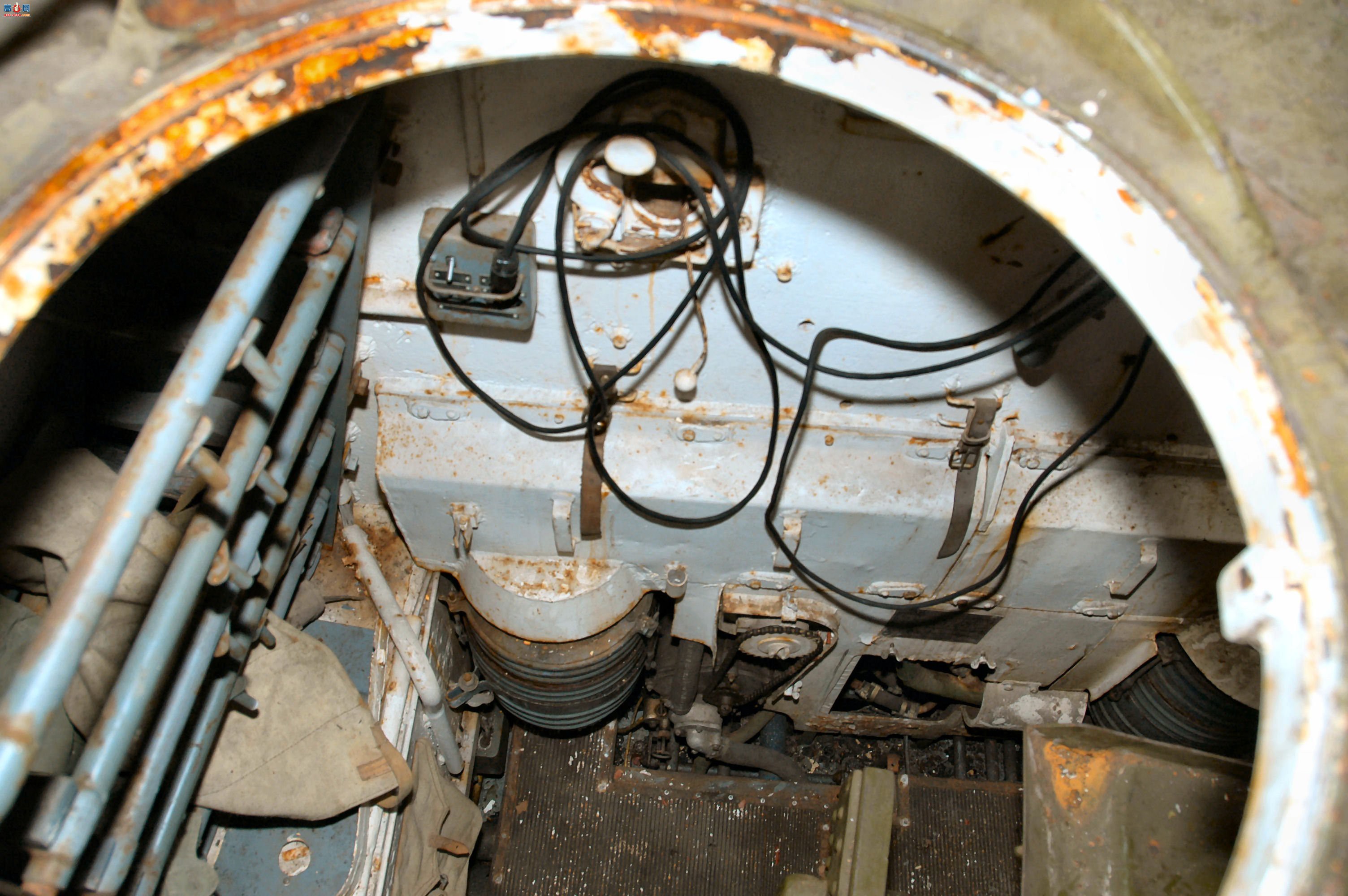 �� ISU-152M 152mm (USSR)�ڹ���Ƭ