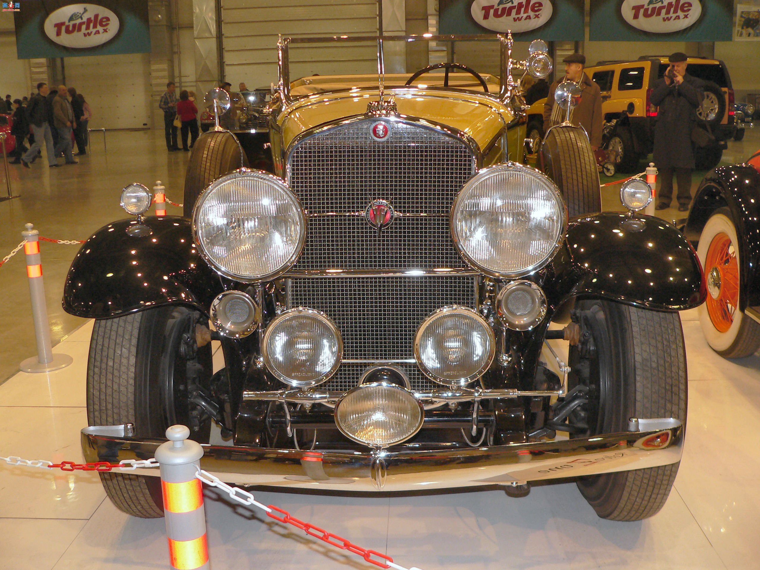 �� 1930 �������� V16 �˶��ܳ�