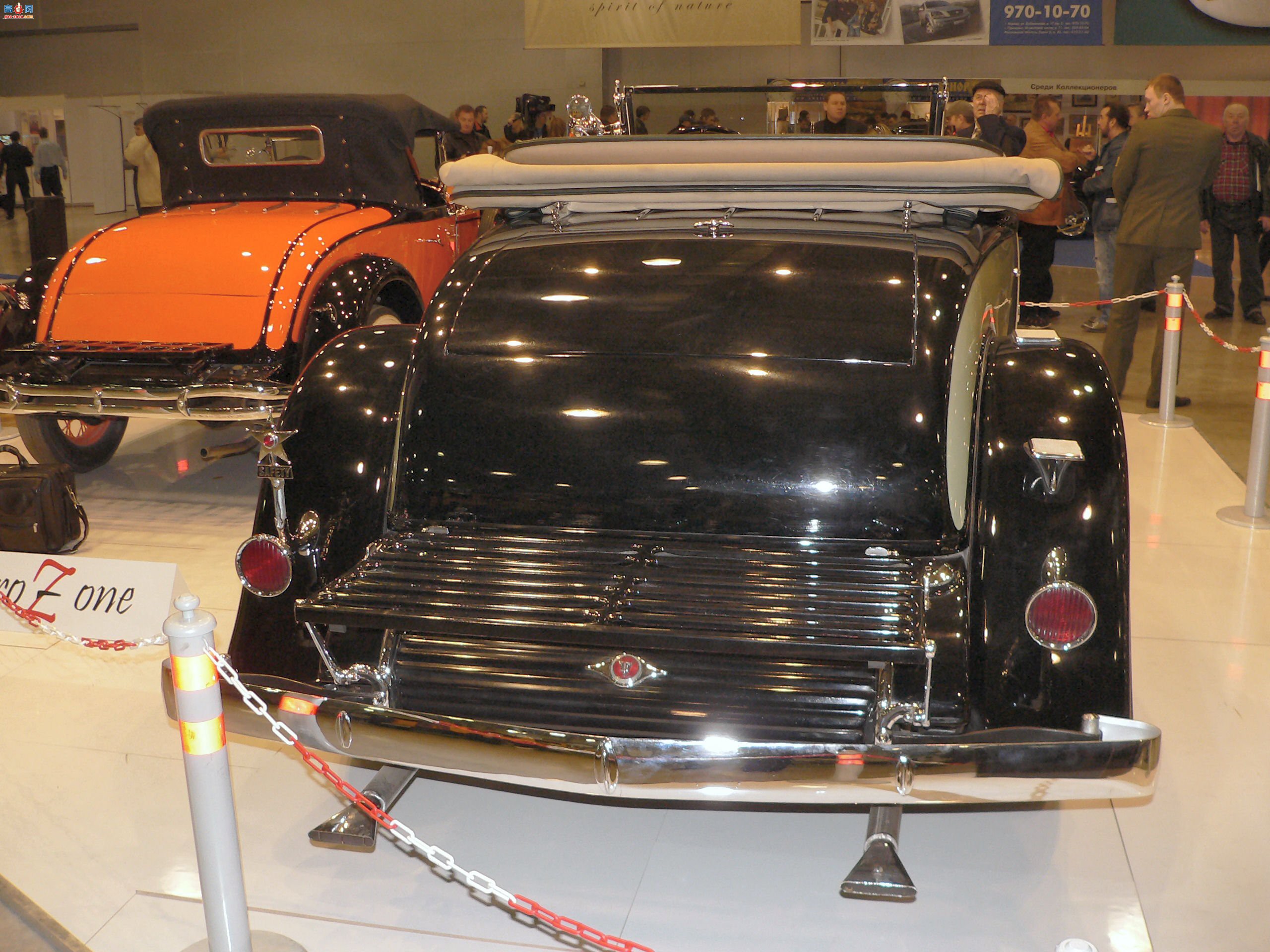 �� 1930 �������� V16 �˶��ܳ�