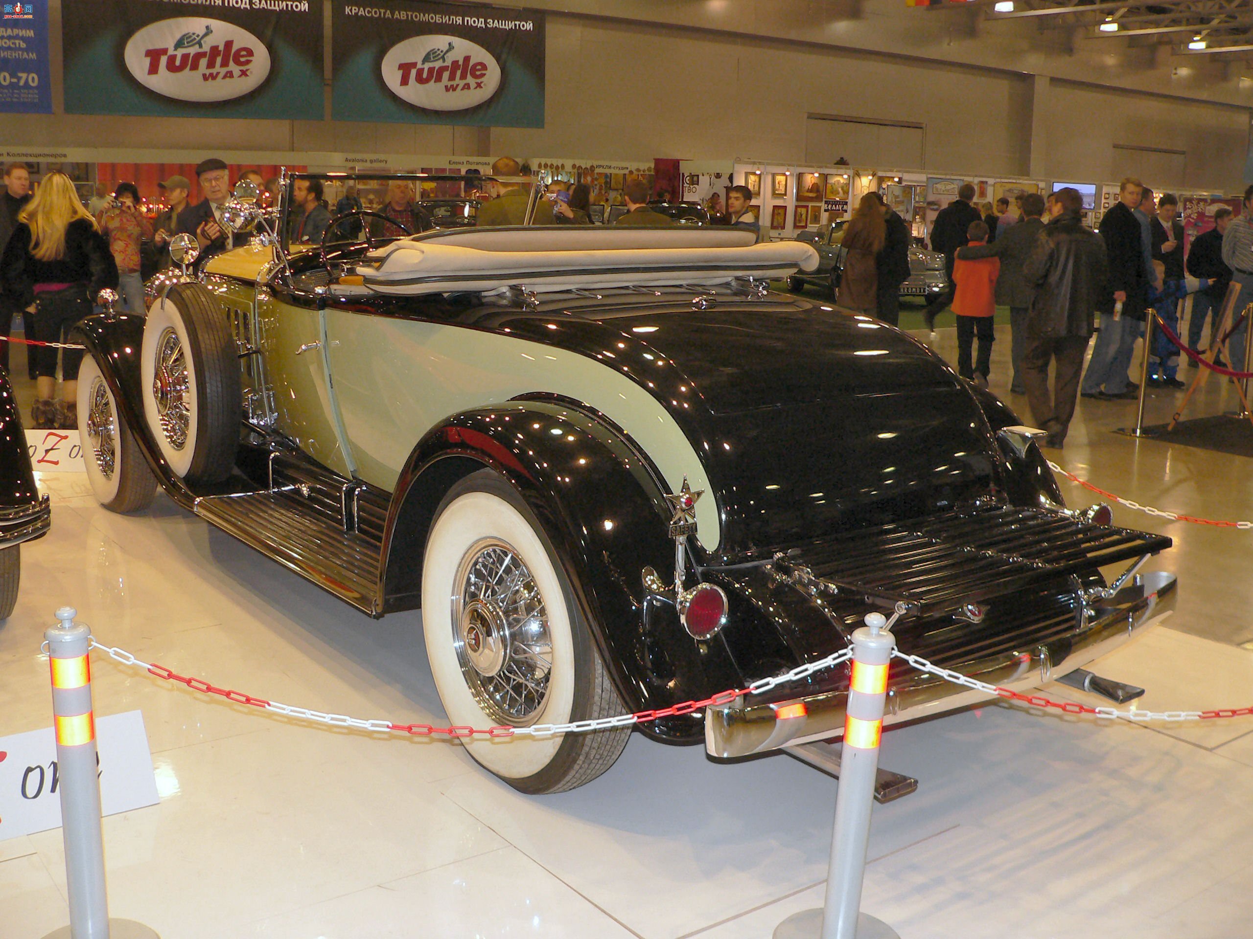 �� 1930 �������� V16 �˶��ܳ�