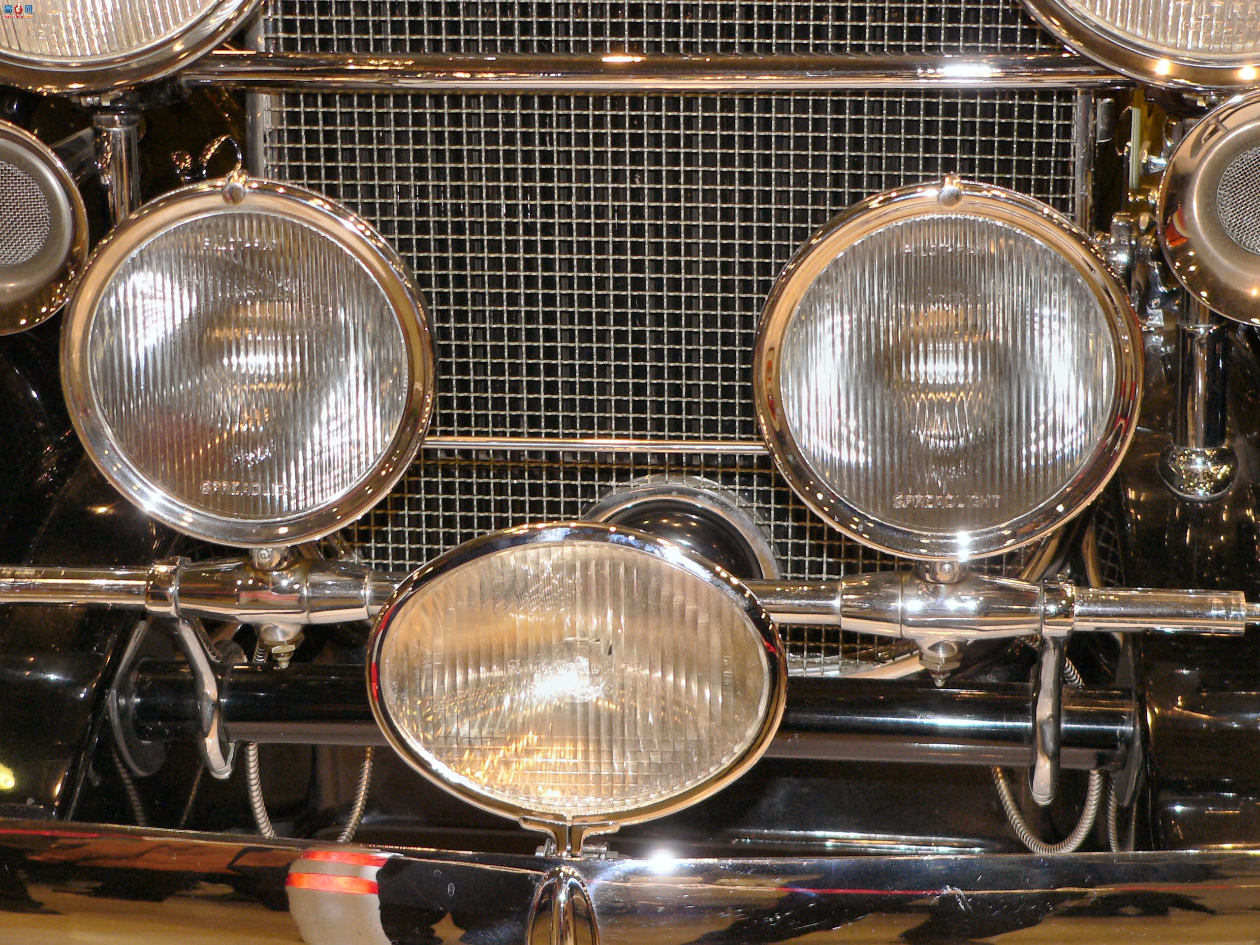 �� 1930 �������� V16 �˶��ܳ�