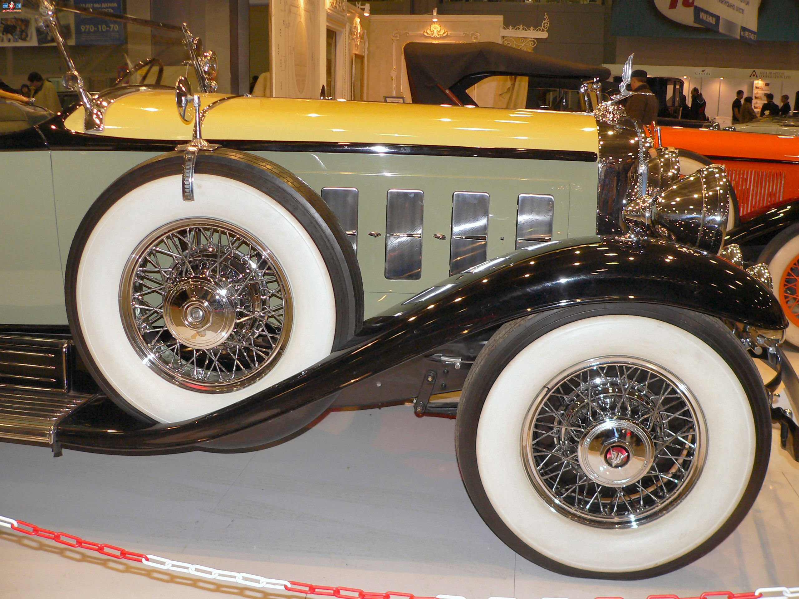 �� 1930 �������� V16 �˶��ܳ�