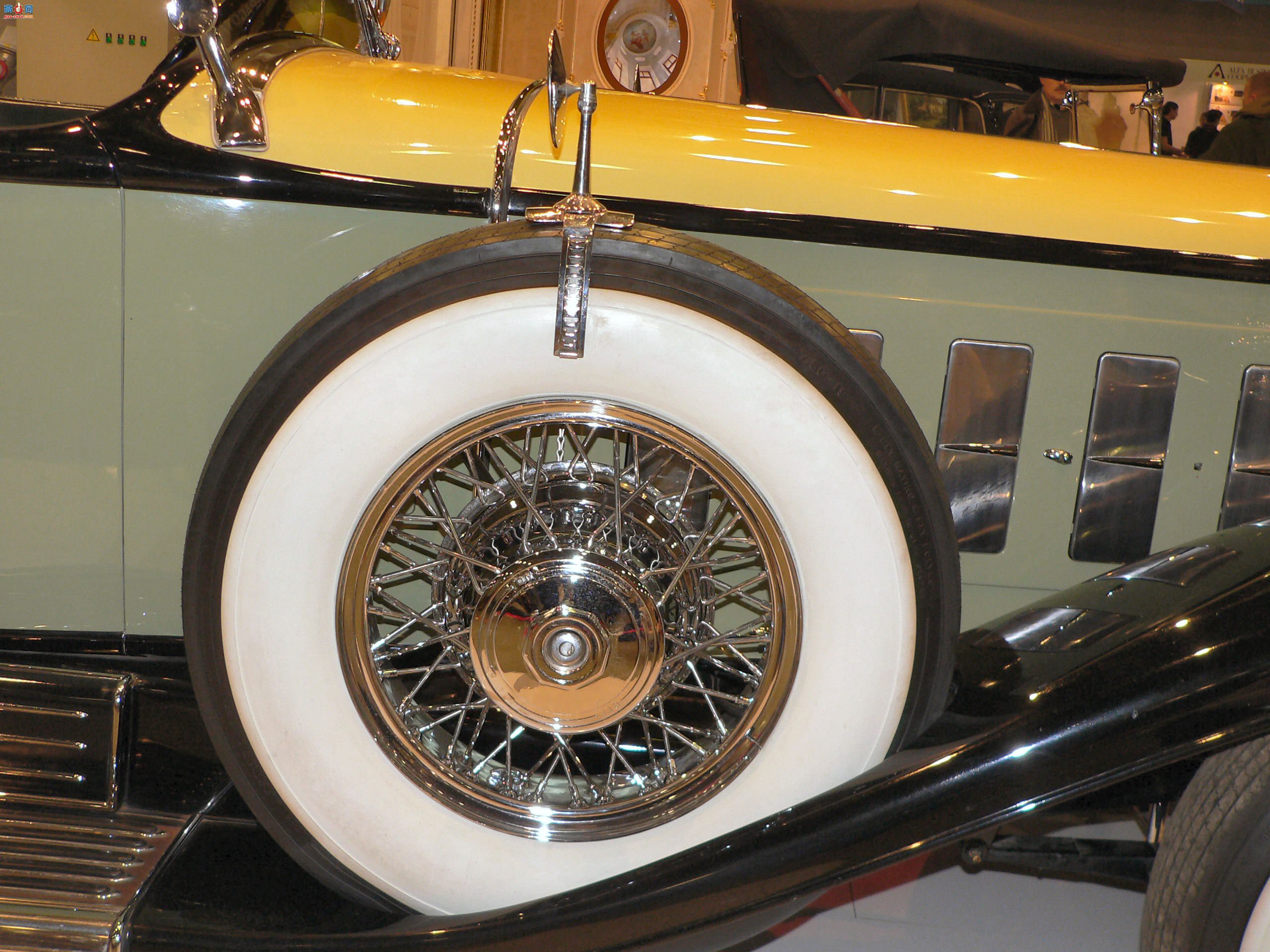 �� 1930 �������� V16 �˶��ܳ�