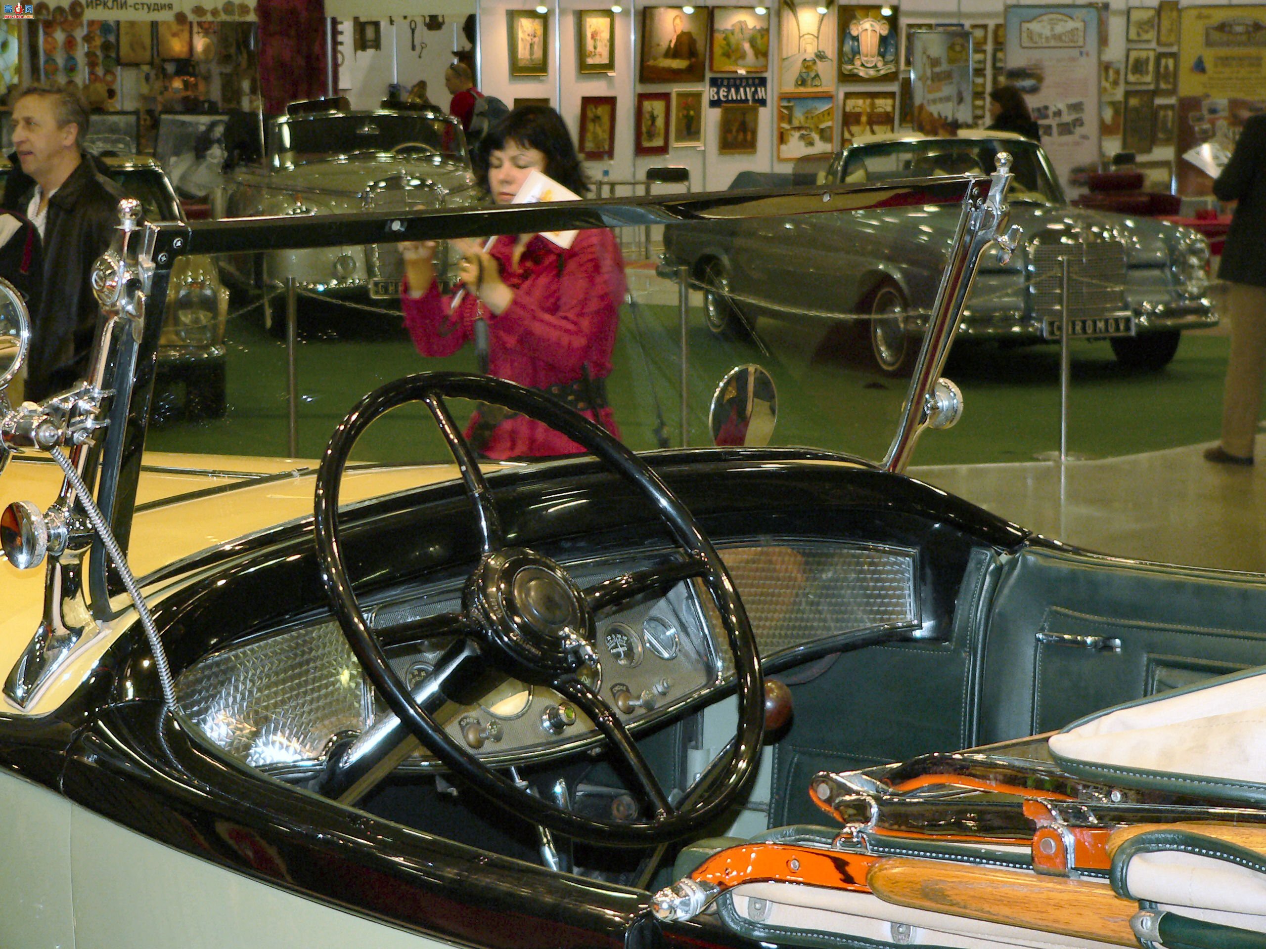 �� 1930 �������� V16 �˶��ܳ�