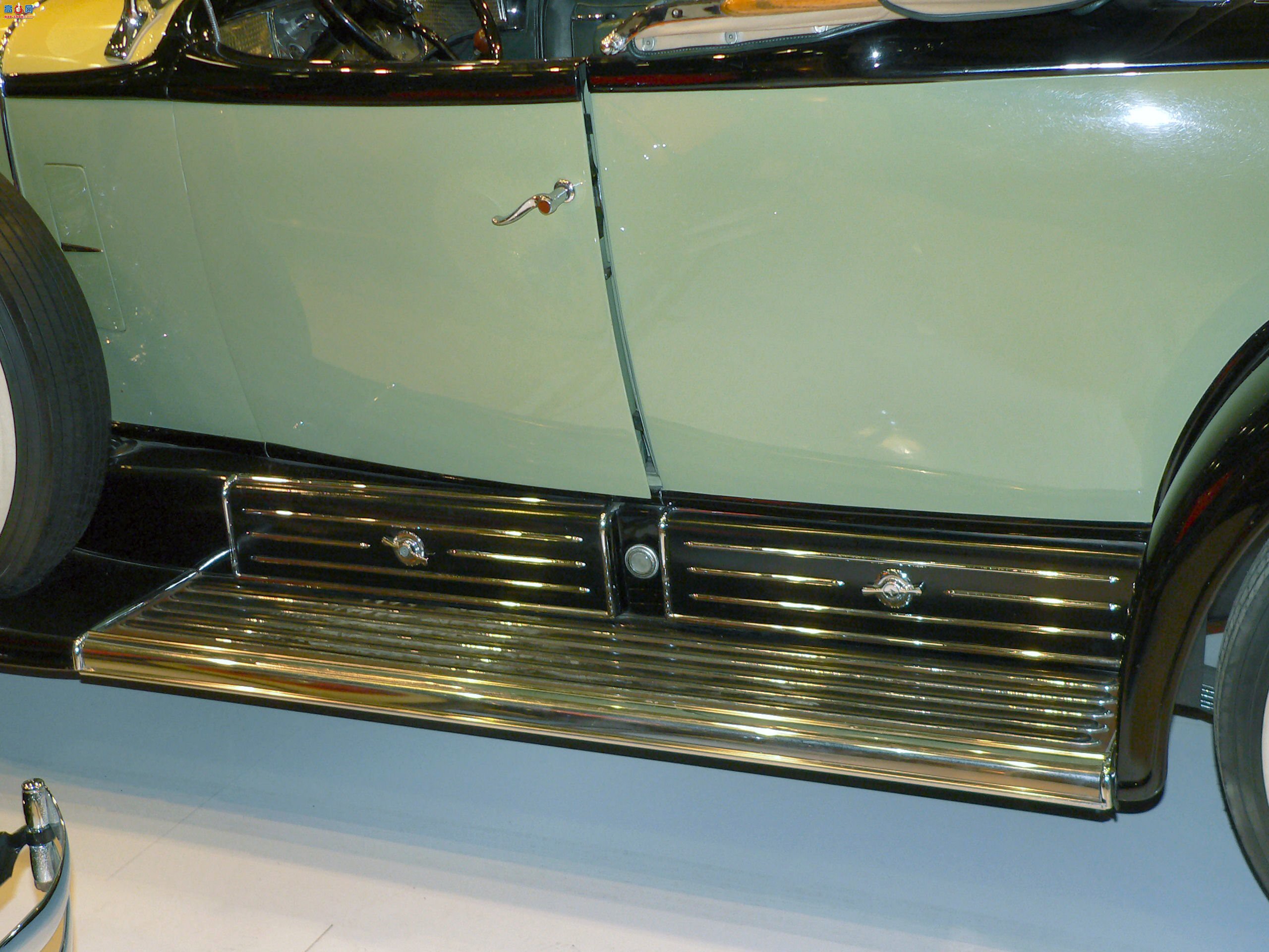 �� 1930 �������� V16 �˶��ܳ�