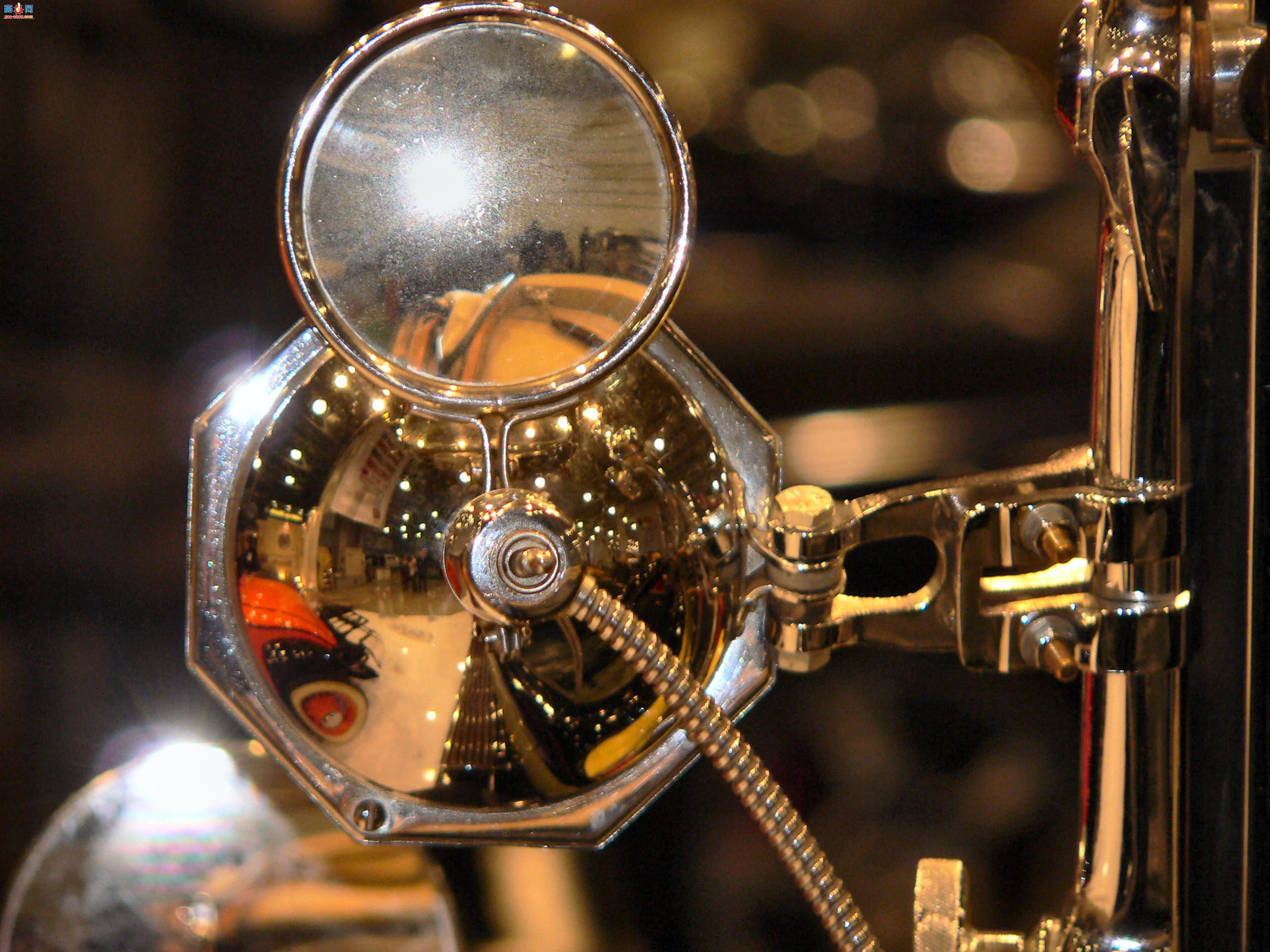 �� 1930 �������� V16 �˶��ܳ�