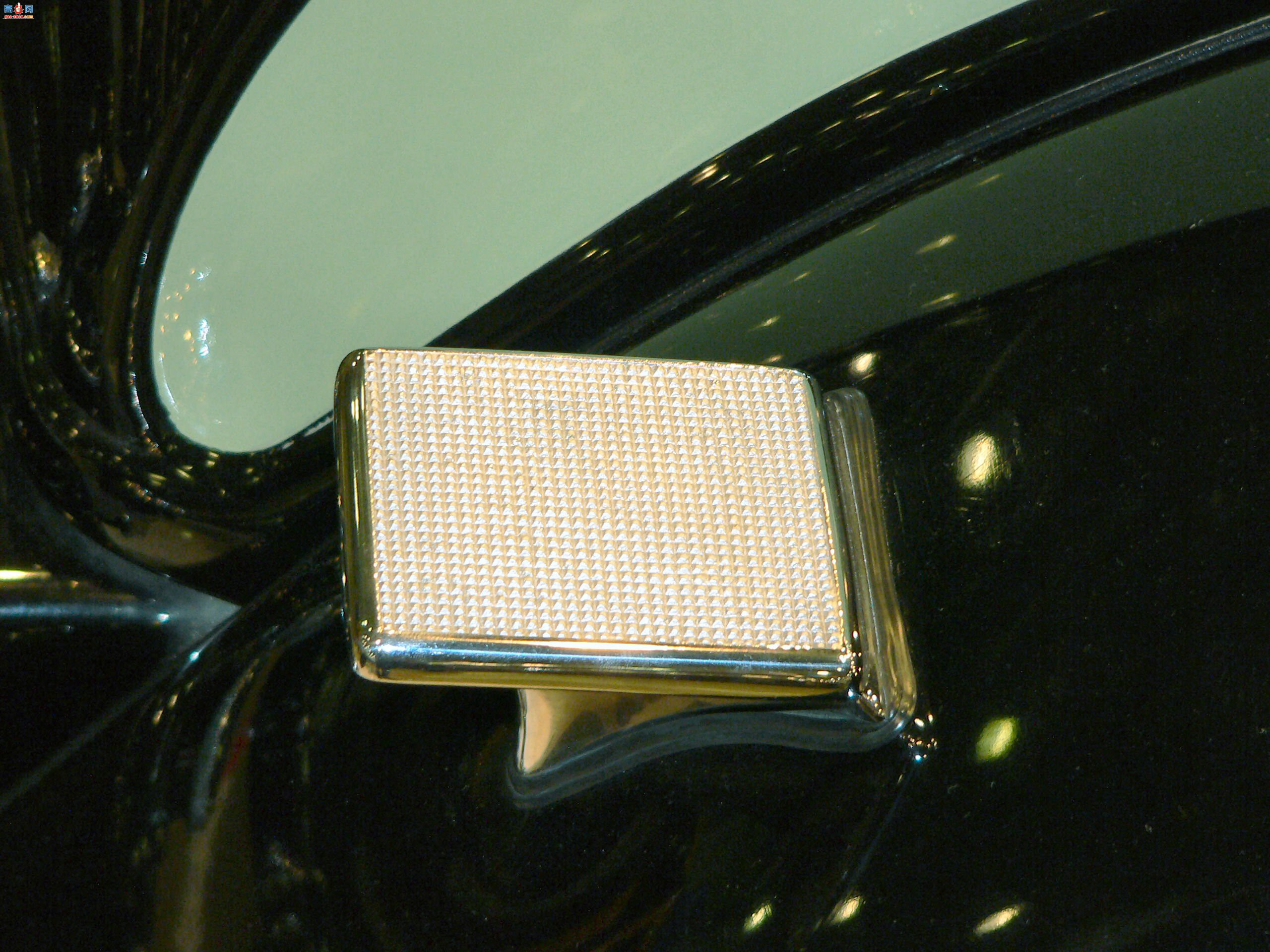 �� 1930 �������� V16 �˶��ܳ�