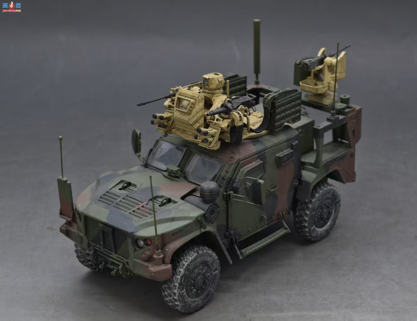����������Ʒ | ɥʬ�ս��� 1/35 С����M1278װ�׳�����������վ