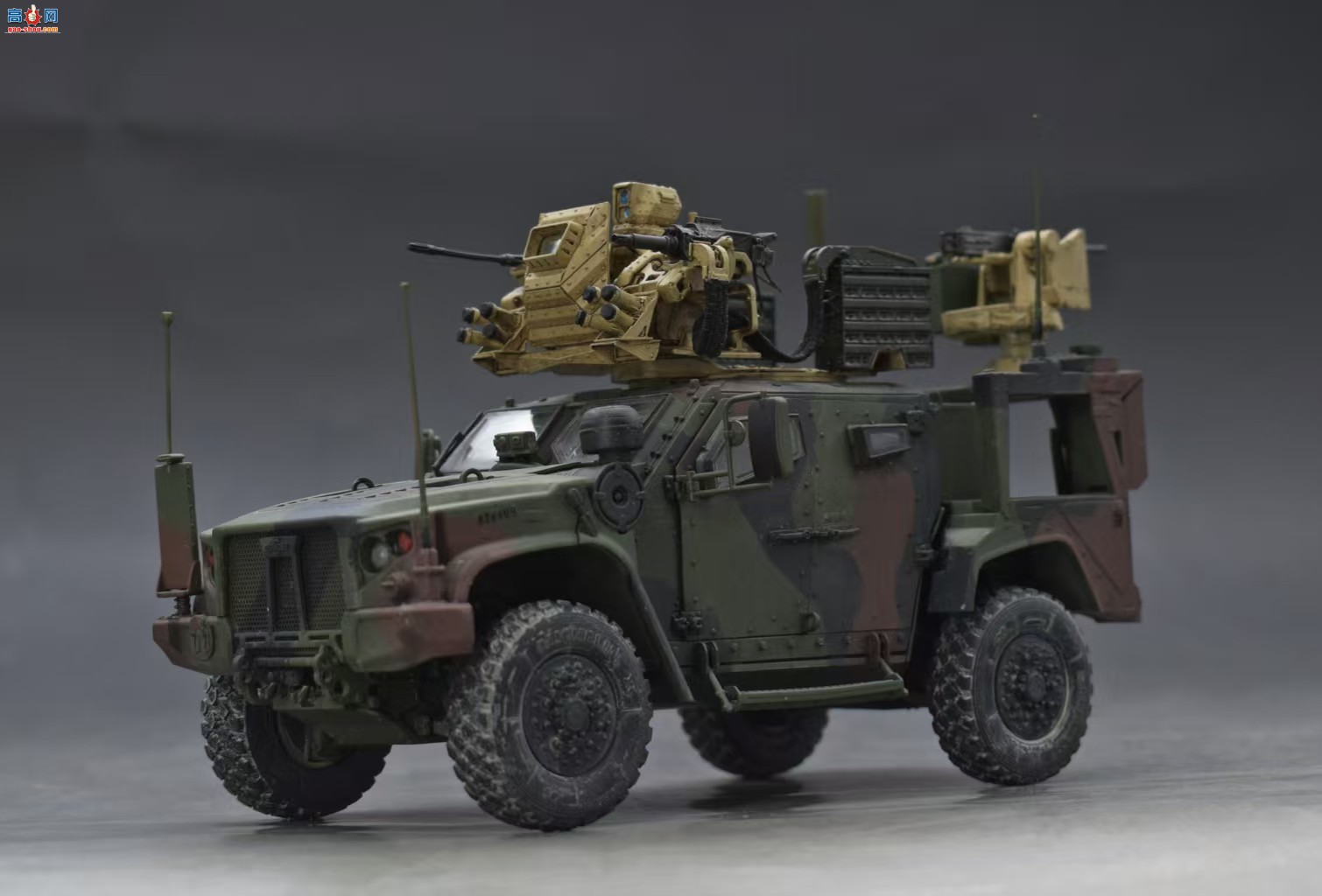 ����������Ʒ | ɥʬ�ս��� 1/35 С����M1278װ�׳�����������վ