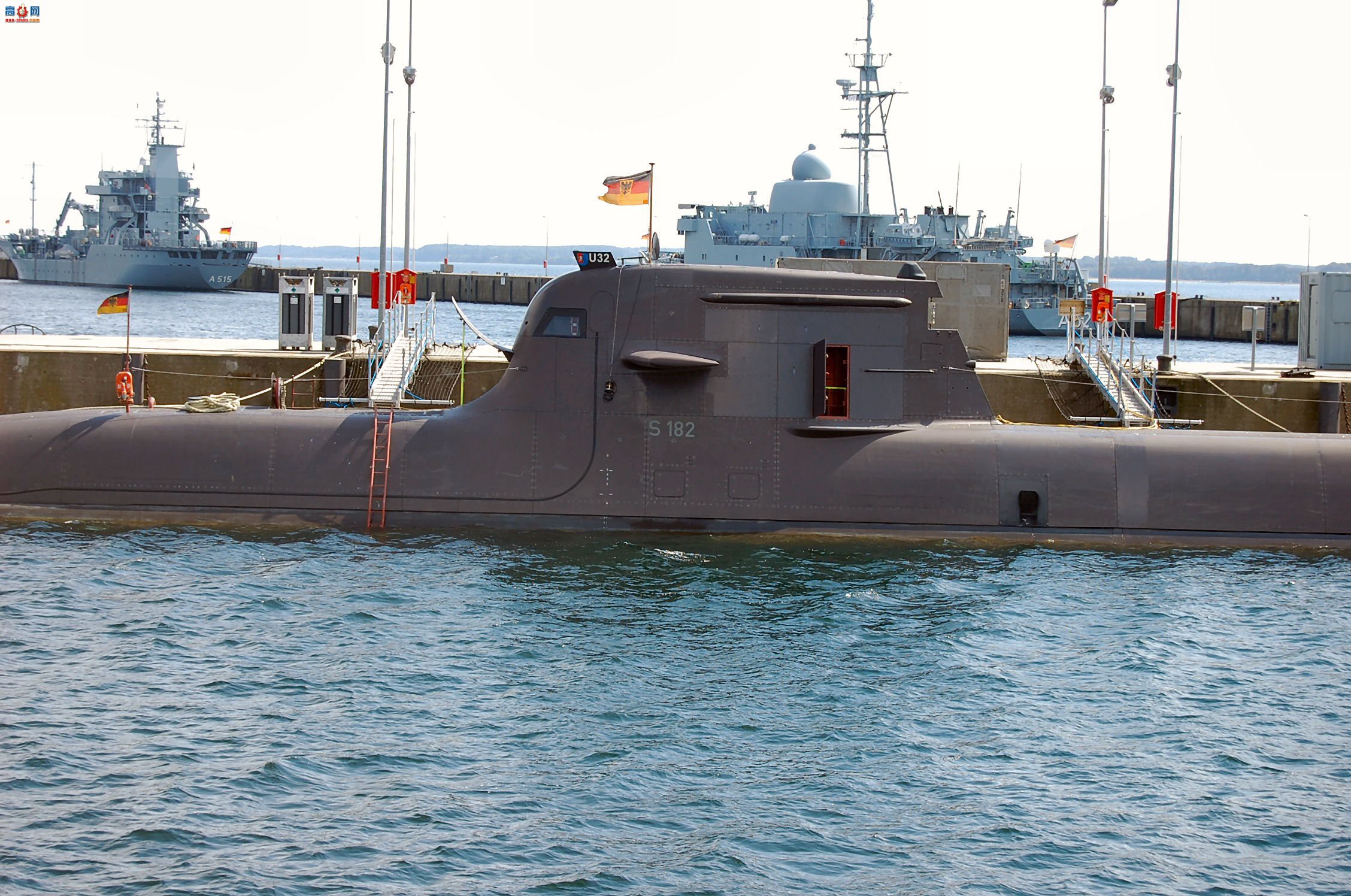 �� 212��Ǳͧ Type 212 Submarine