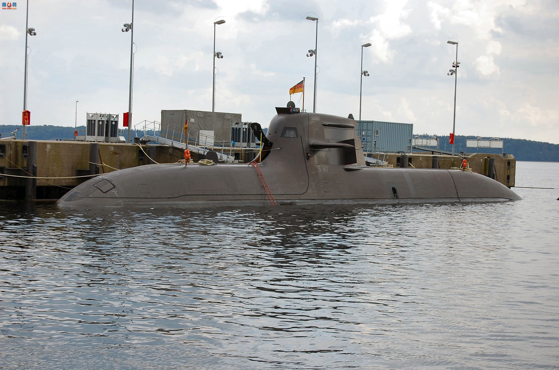 �� 212��Ǳͧ Type 212 Submarine