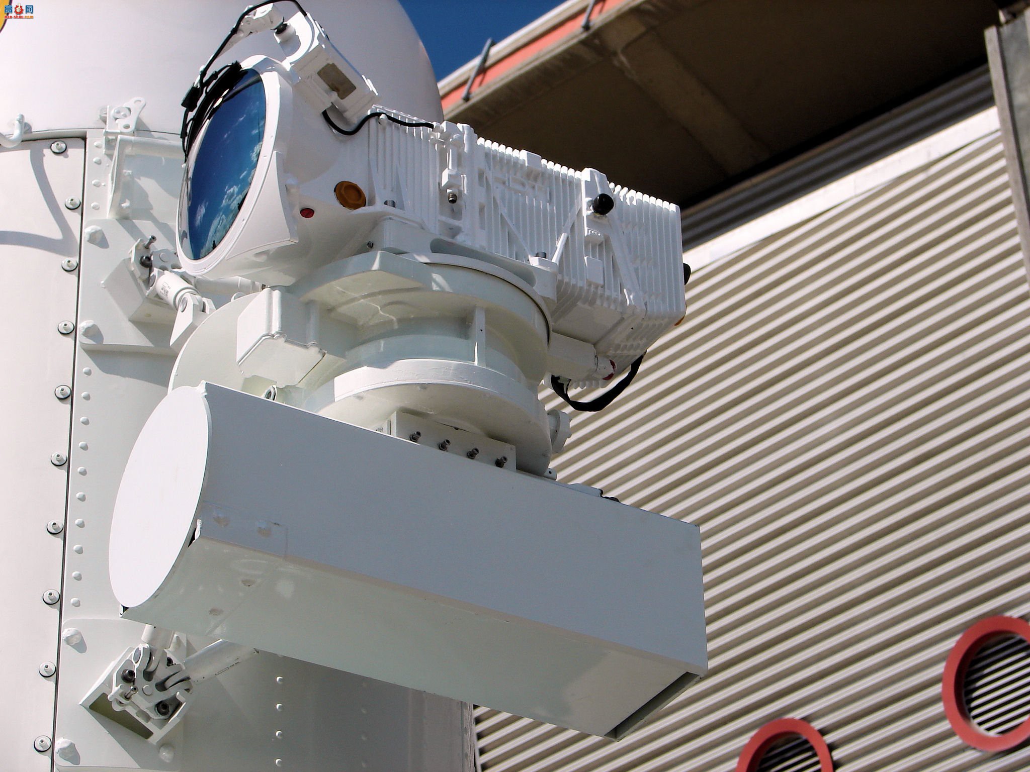 �� MK-15 �����ܼ���ϵͳ Phalanx CIWS