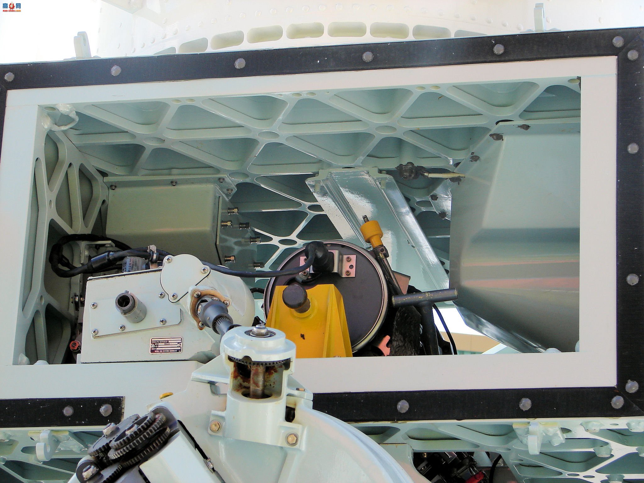 �� MK-15 �����ܼ���ϵͳ Phalanx CIWS