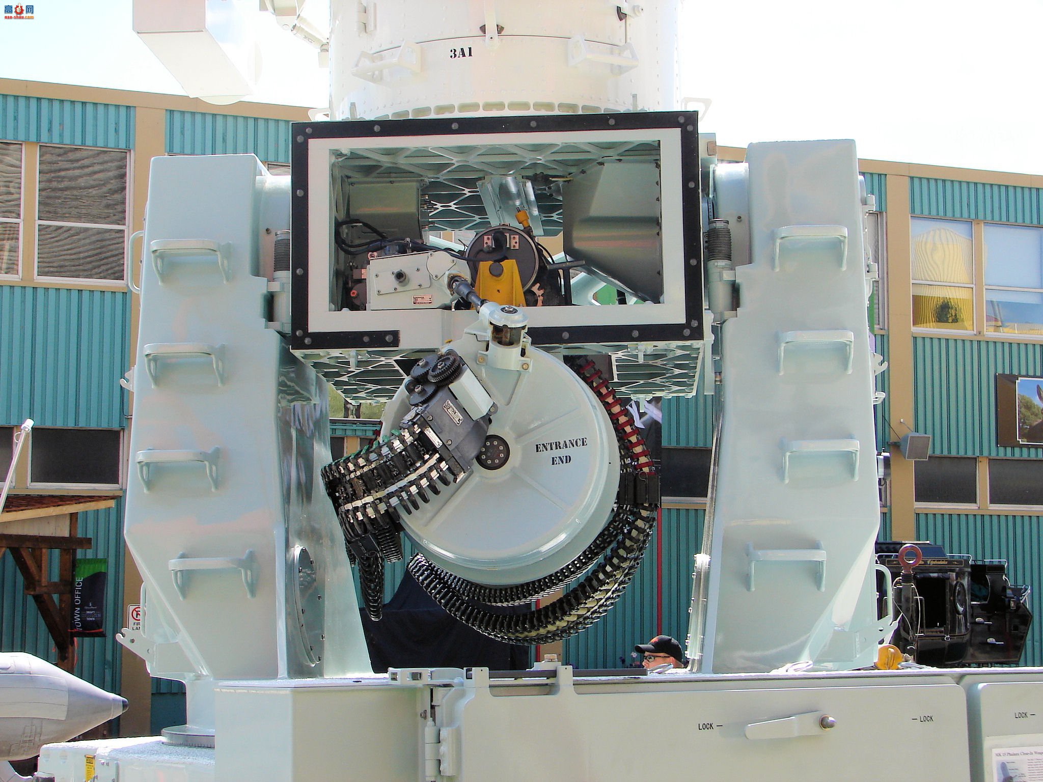 �� MK-15 �����ܼ���ϵͳ Phalanx CIWS