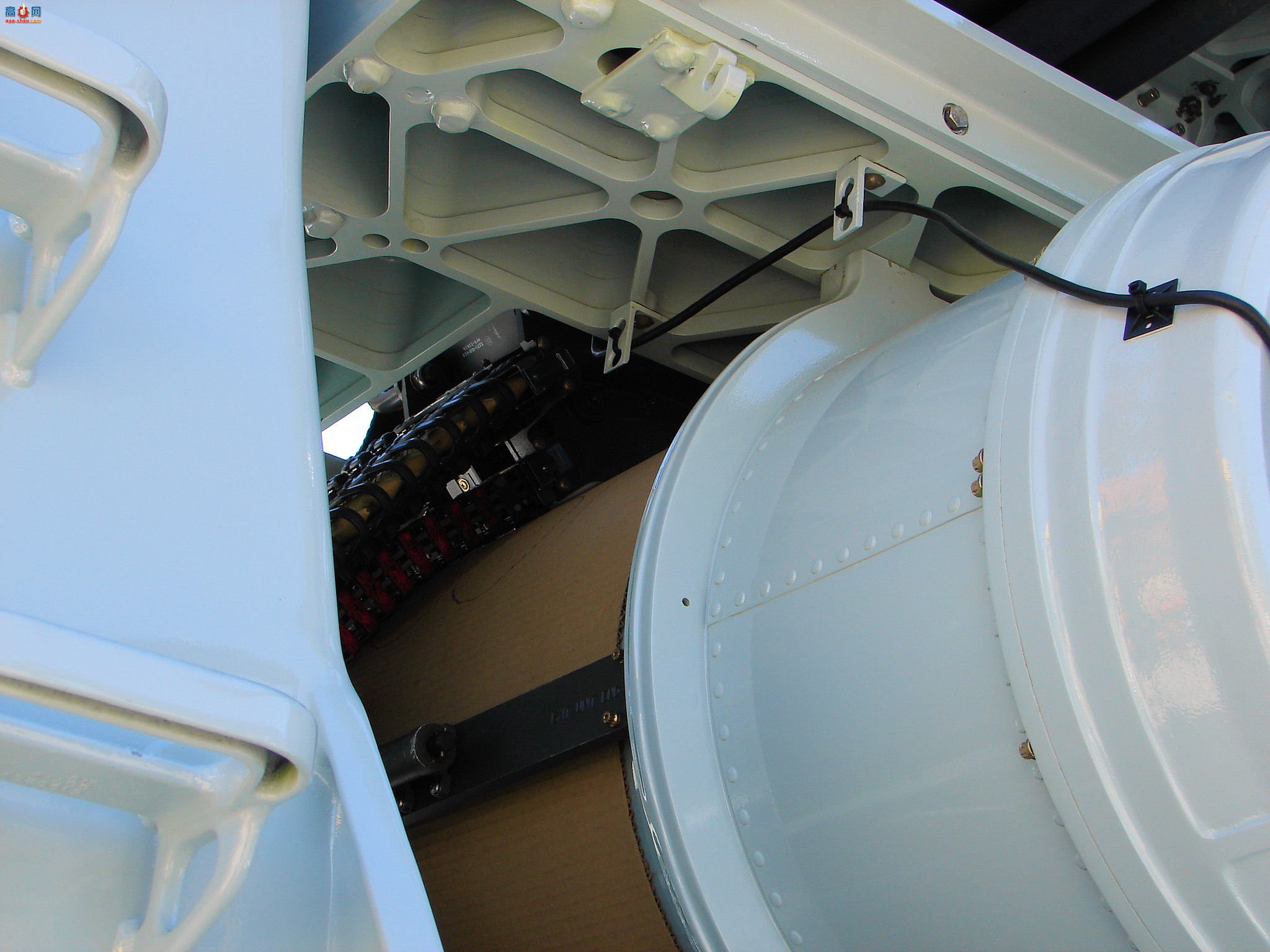 �� MK-15 �����ܼ���ϵͳ Phalanx CIWS
