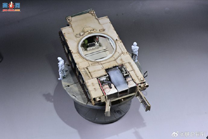 ����í����Ʒ | 1/35 M1A2 SEP  TUSK II  �ڹ��汾