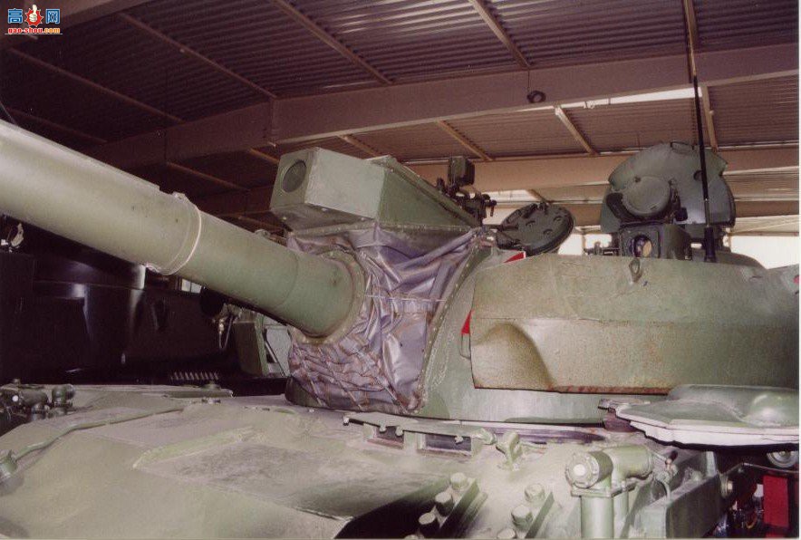 �� T-55AM2B Kladivo/Bastion�ڹ���Ƭ����ͼ��