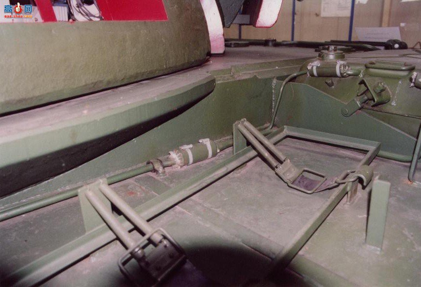 �� T-55AM2B Kladivo/Bastion�ڹ���Ƭ����ͼ��